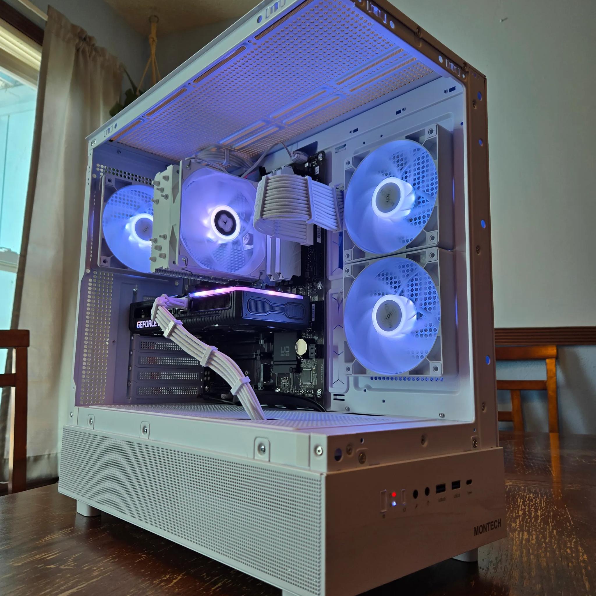 3060 TI RYZEN 5 WHITE GAMING PC