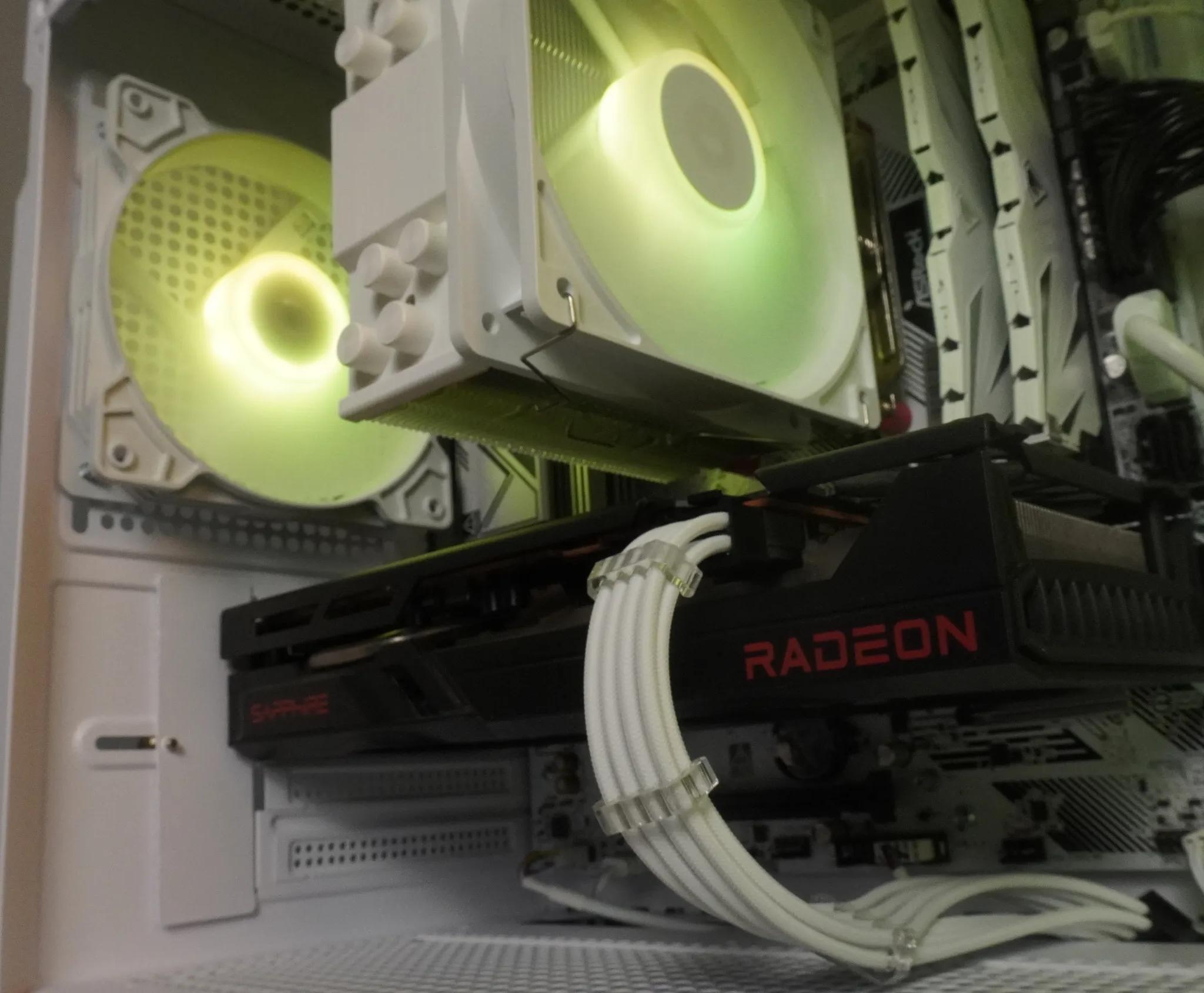 🤍ALL WHITE🤍 Price To Performance 💪 🧡RX 6600XT 🧡 Ryzen 5 5600 | 32GB | 1TB | WIN ACTIVATED