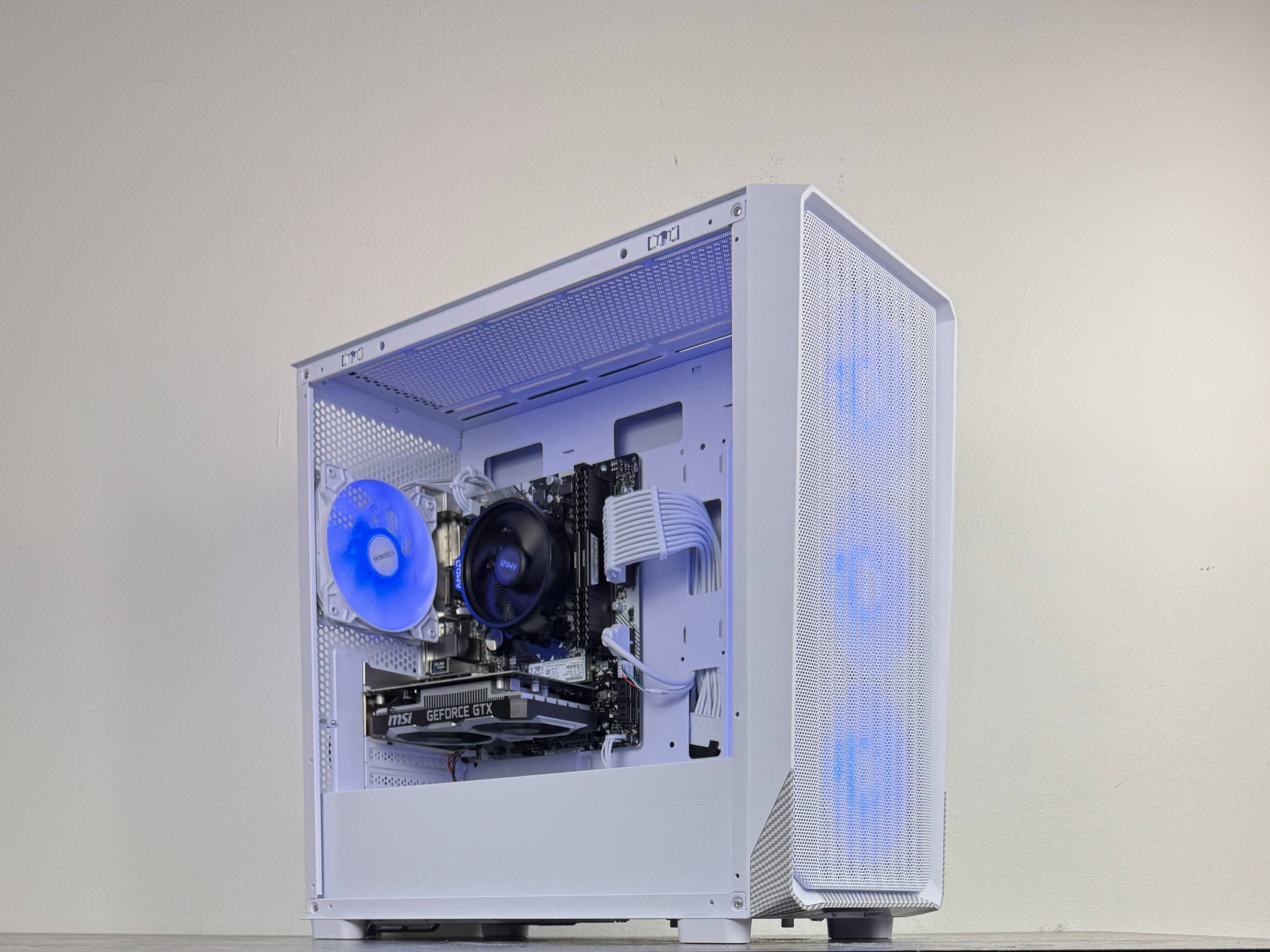 ❄️Powder❄️ | 1080p Gaming PC | Ryzen 5 1600AF | MSI GTX 1630 | 16GB DDR4 3000MHz
