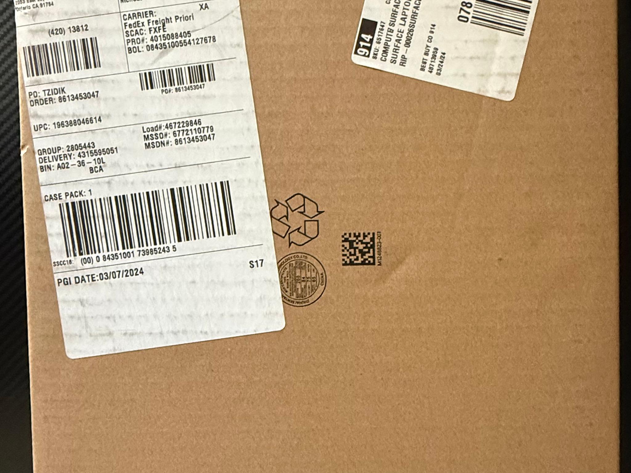 Microsoft Surface Laptop 5 , 15,IntelCore i7,16GB,512GB,Black New factory sealed