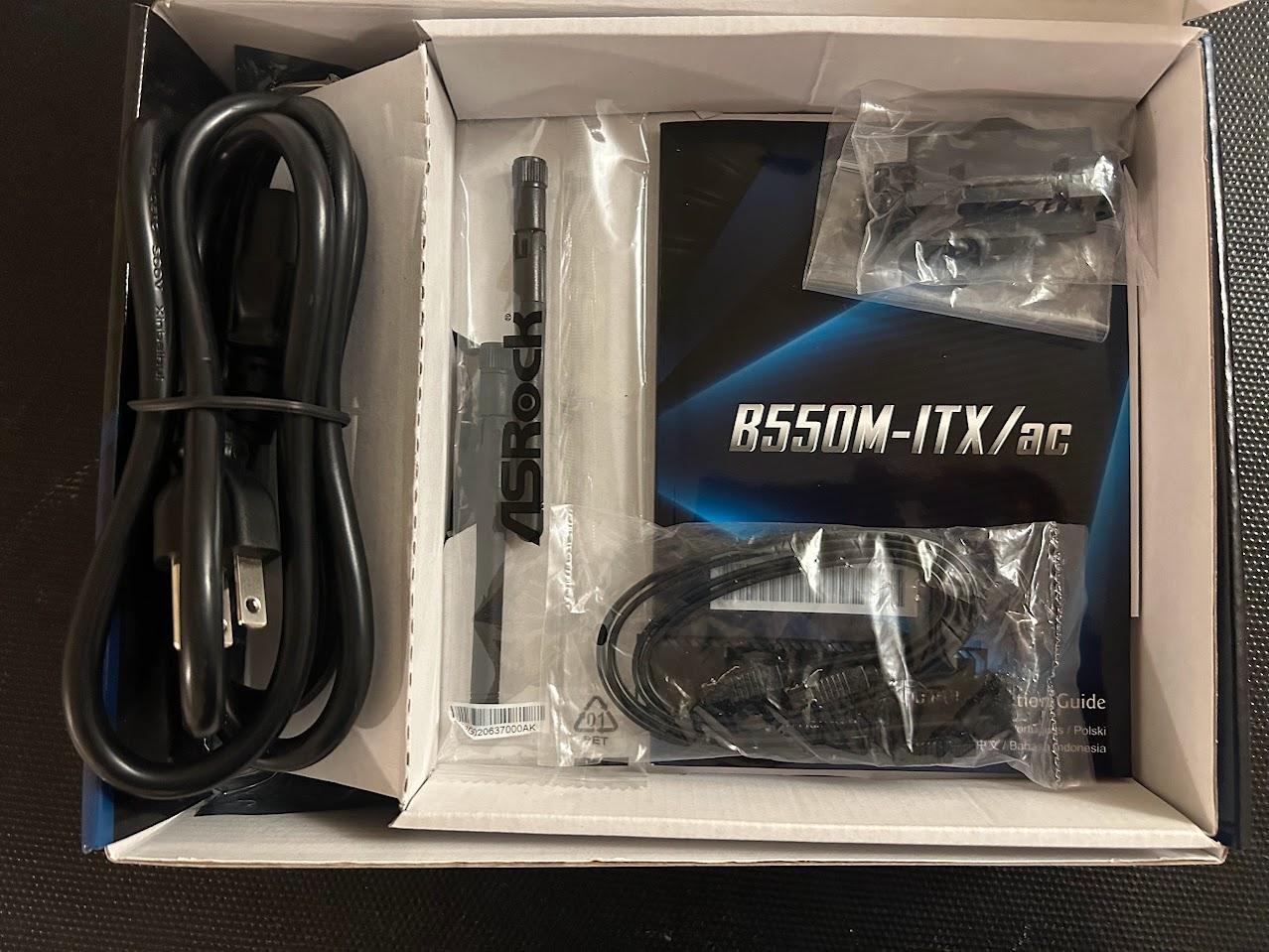No RGB 5600 + 6700 10GB mini itx NR200