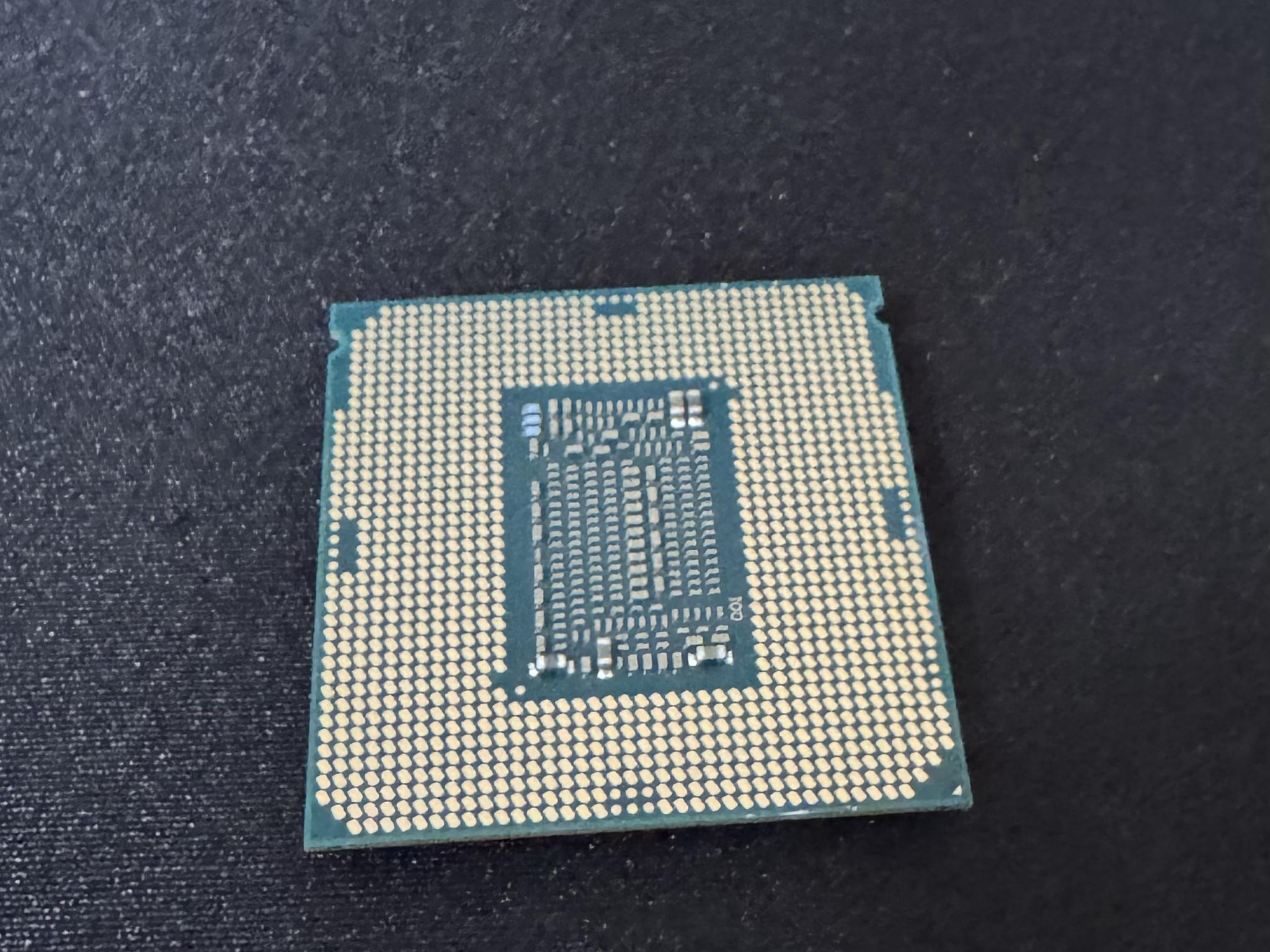 Intel 8th Gen Core i5-8500 SR3XE 3.0GHz (Turbo 4.1GHz) 6-Core 9MB LGA-1151 CPU