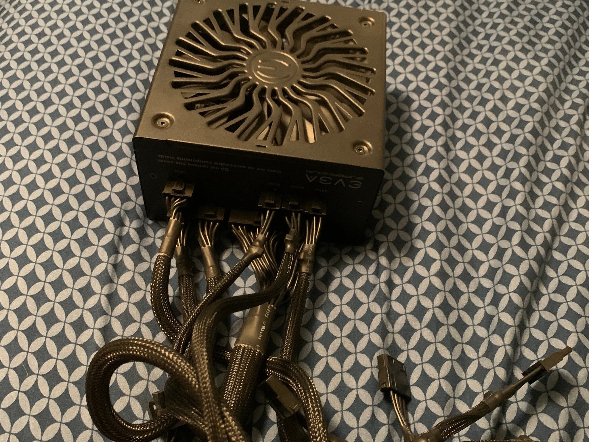 EVGA SuperNOVA 650 GT, 80 Plus Gold 650W, Fully Modular