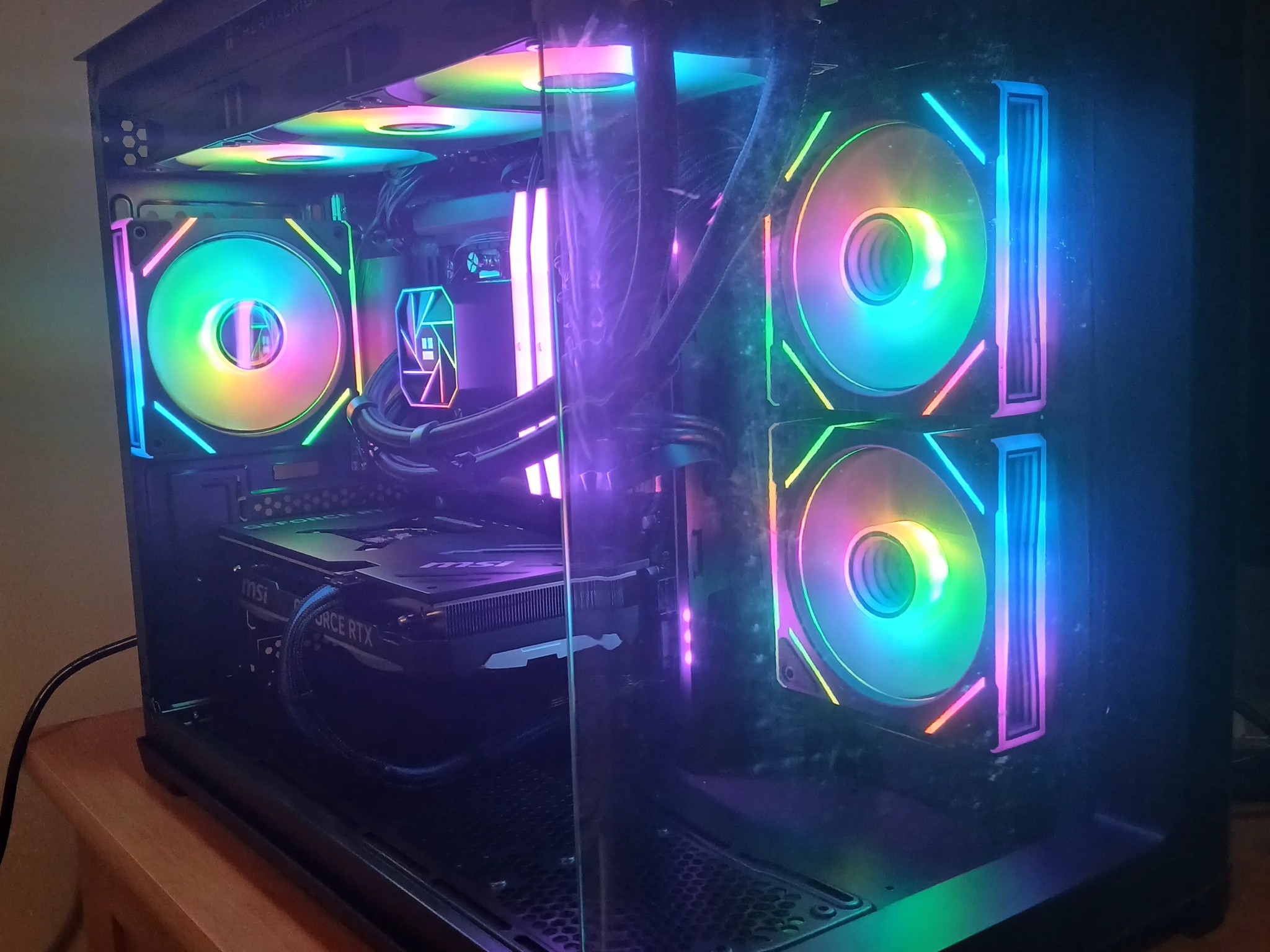 RTX 4070 12GB | Intel i5 12600K | 32GB DDR5 RAM