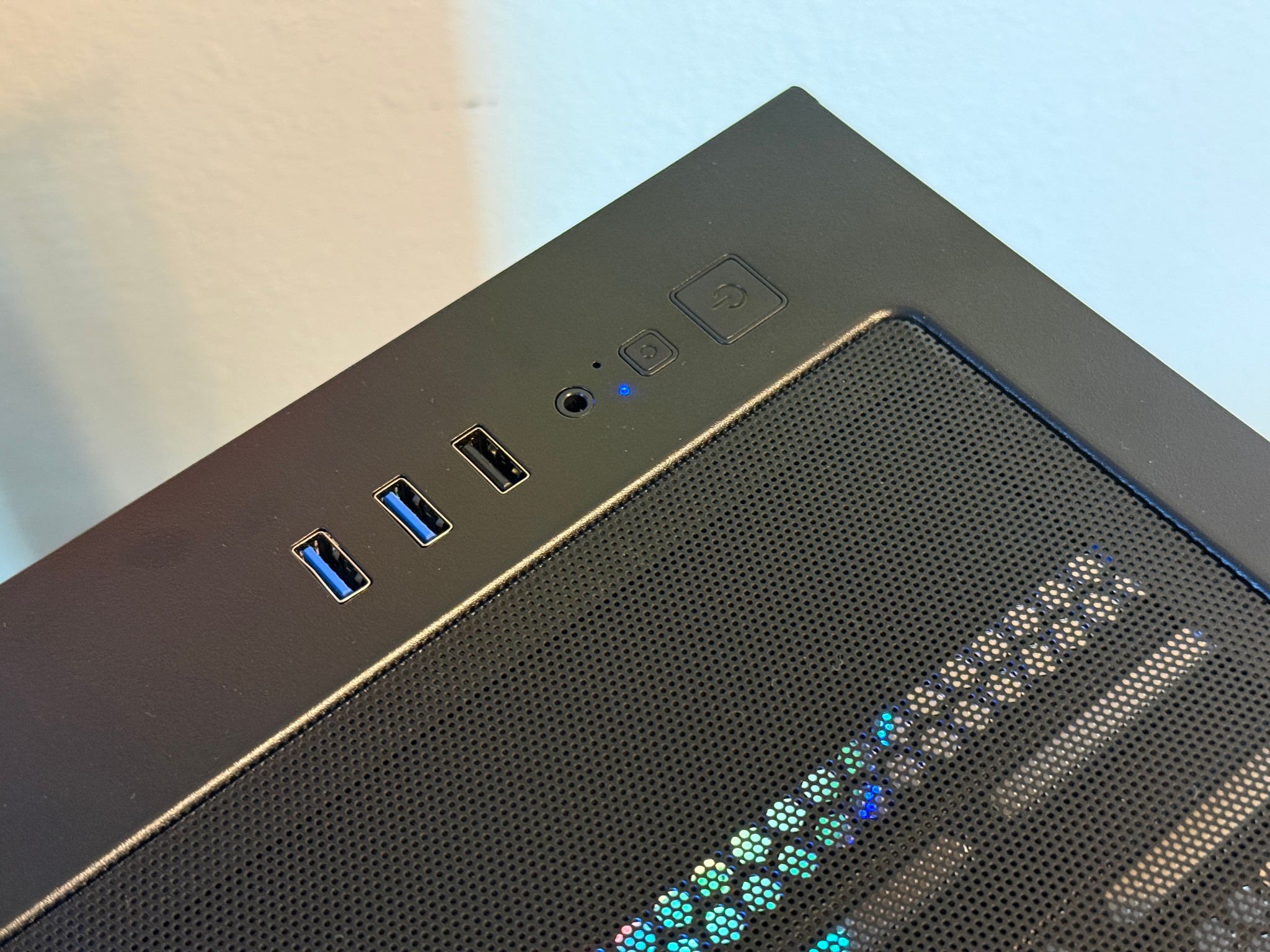 🌈RTX 5060 Ti, AMD Ryzen 5 7600, 1TB SSD, 16gb DDR5🌈 Gaming PC | Fortnite, CoD, Cyberpunk, and more