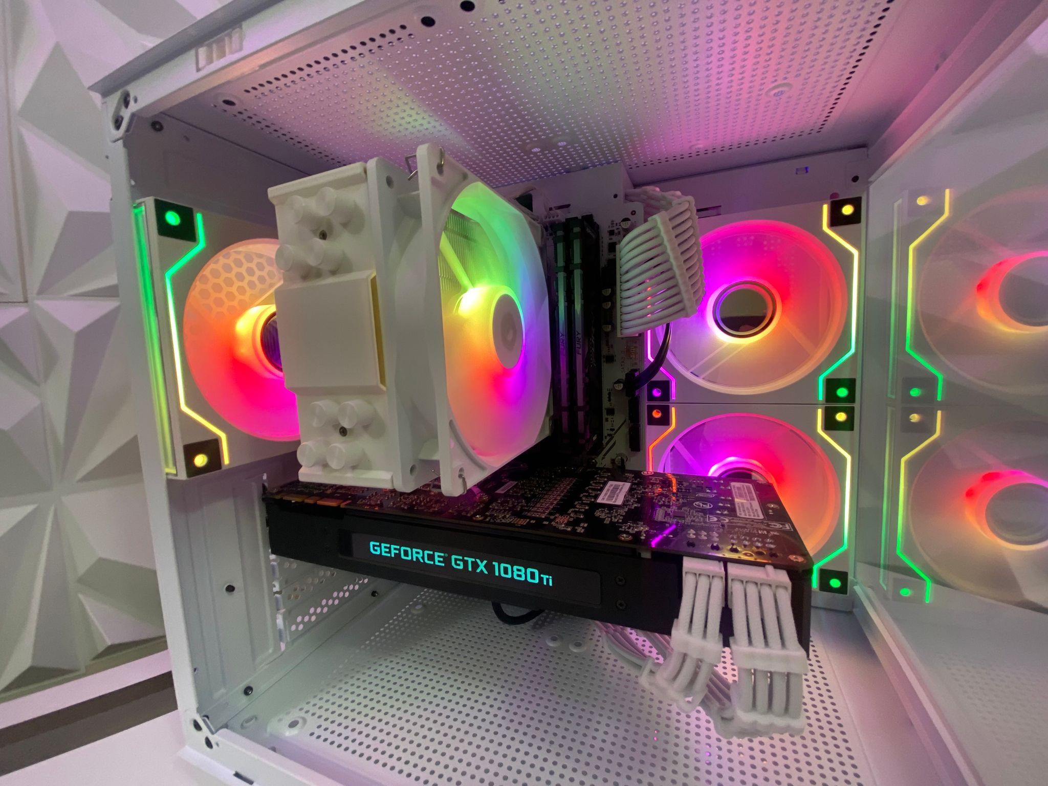 🎅🎅 White Elite Build – Ryzen 5 3600 + GTX 1080 Ti 11GB | 1080p/1440p High FPS Ready