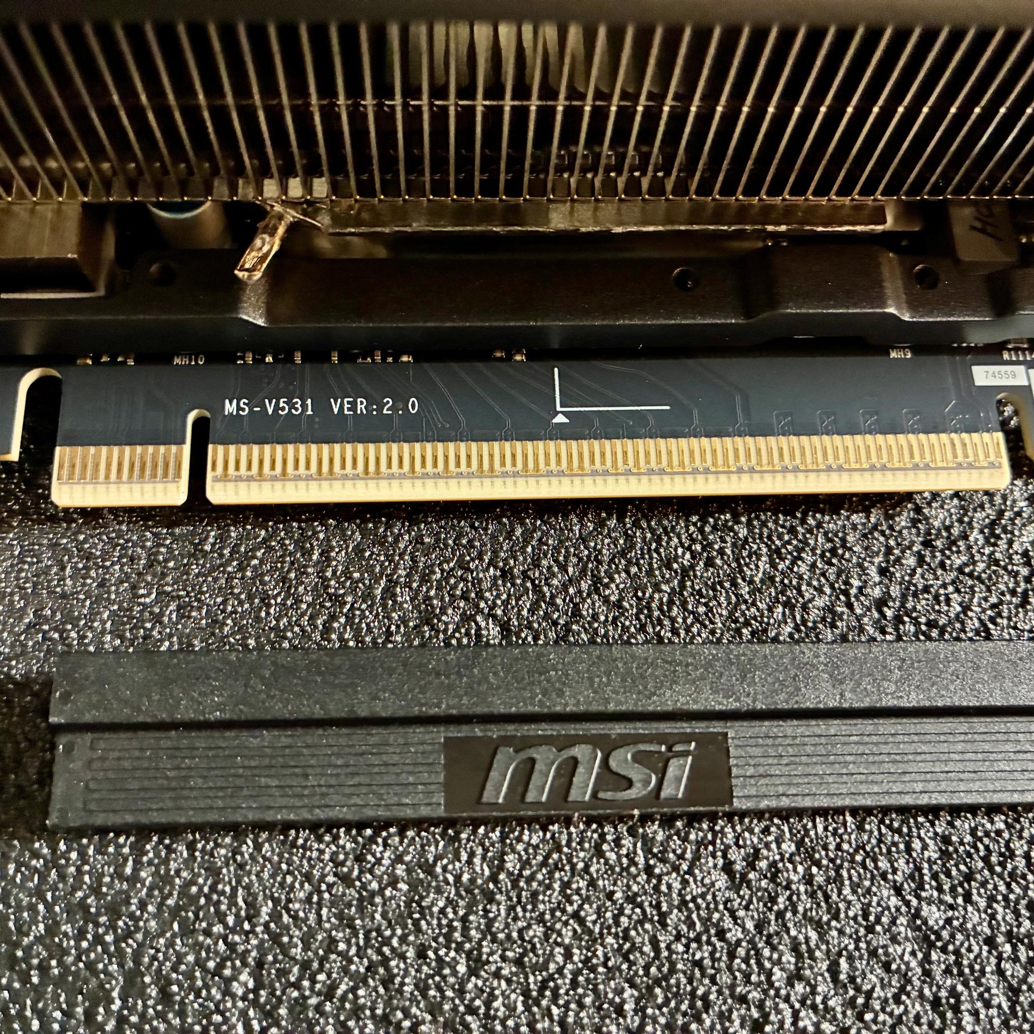 MSI GeForce RTX™ 5080 SUPRIM SOC 16G - G5080-16SPS