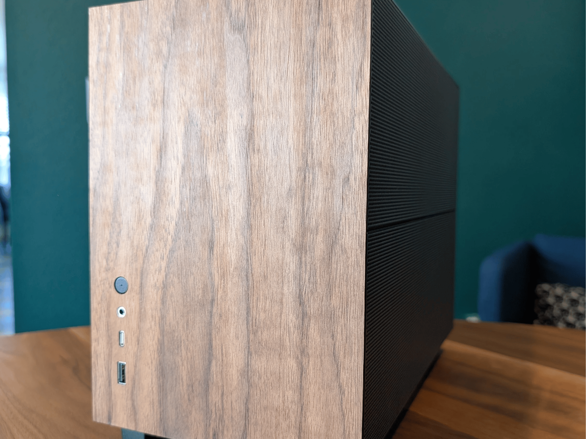 Cozy Wood Mini ITX SFF RGB PC- Intel i5 11600K | Arc B570 GPU | 32GB RAM | 1TB SSD | Liquid Cooled