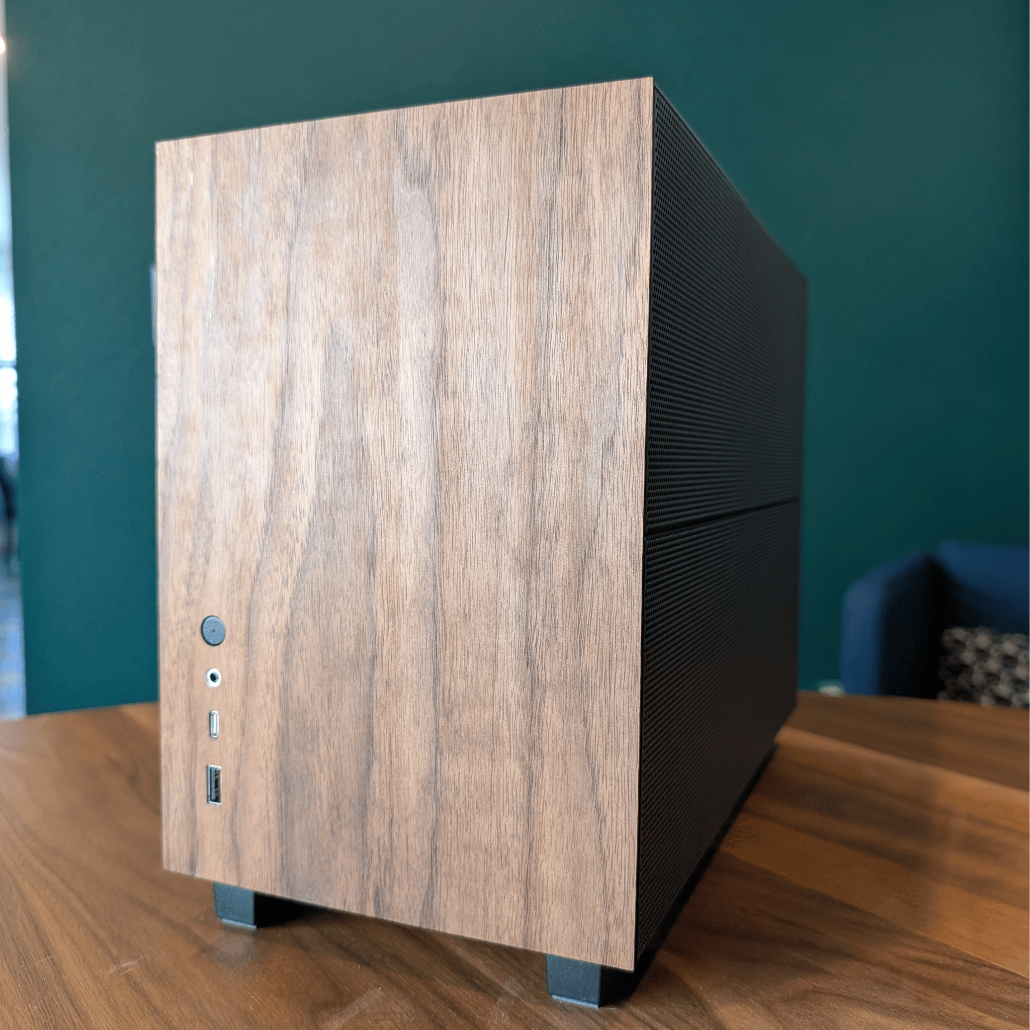 Cozy Wood Mini ITX SFF RGB PC- Intel i5 11600K | Arc B570 GPU | 32GB RAM | 1TB SSD | Liquid Cooled