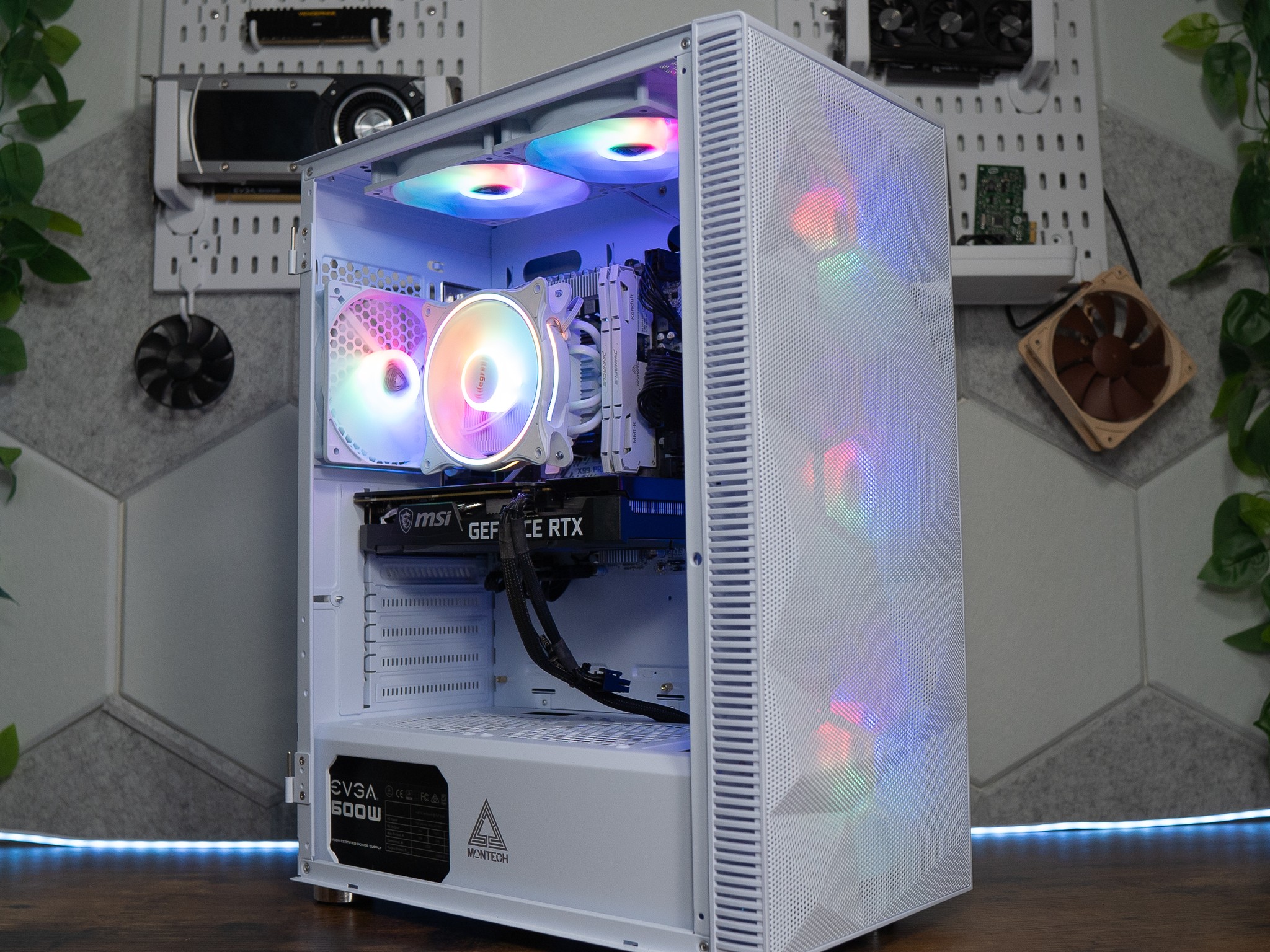 🌨🍬 | NVIDIA RTX 3060 12GB | INTEL XEON E5-2697 V3 | 32GB DDR4 RAM | 1.25TB | Arctic Candy