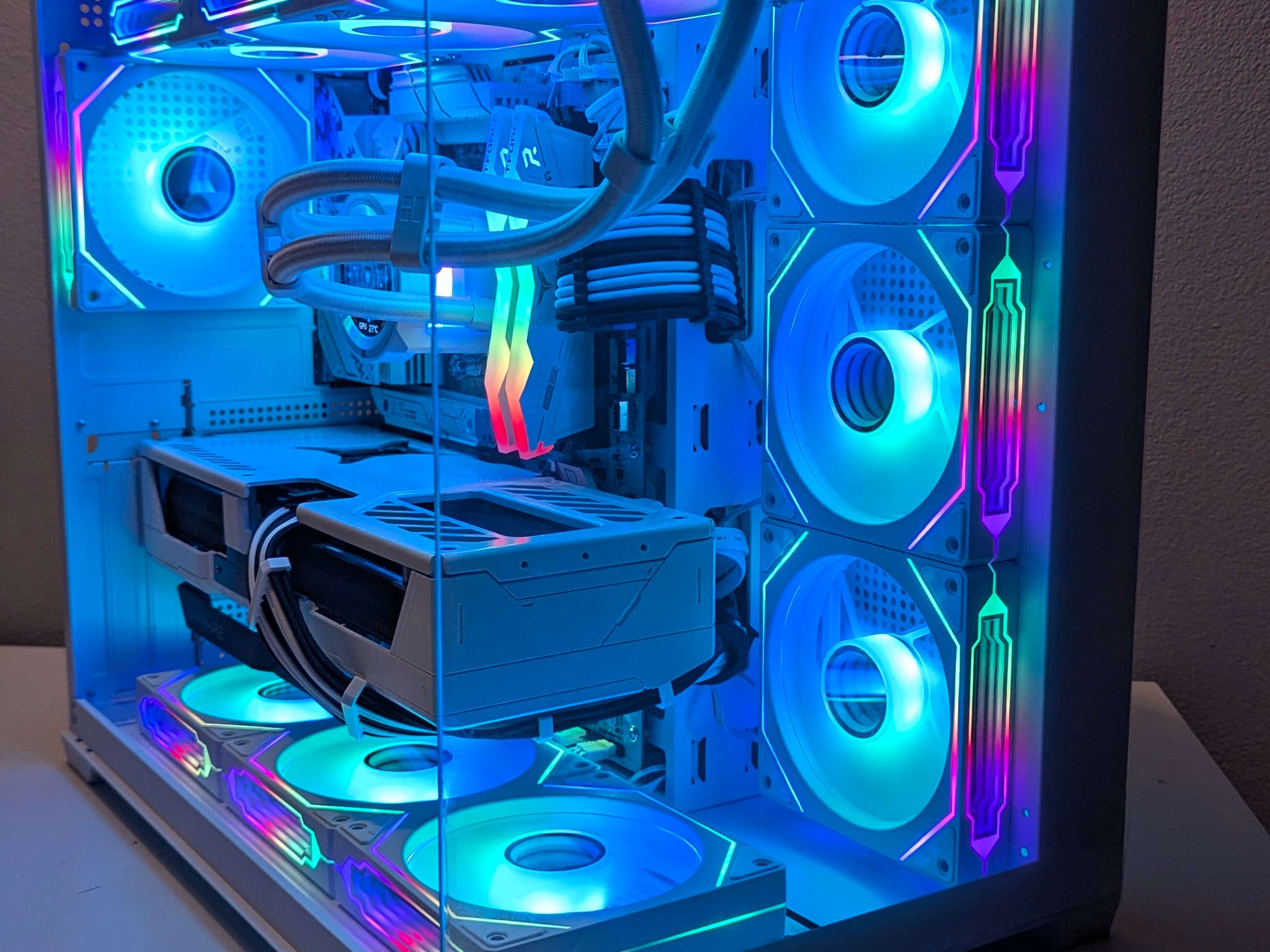Copy of ⚡ High-End White Gaming PC | Ryzen 7 7800X3D |RX 9070XT 16GB| 32gb DDR5 | 2TB SSD| 360MM ...