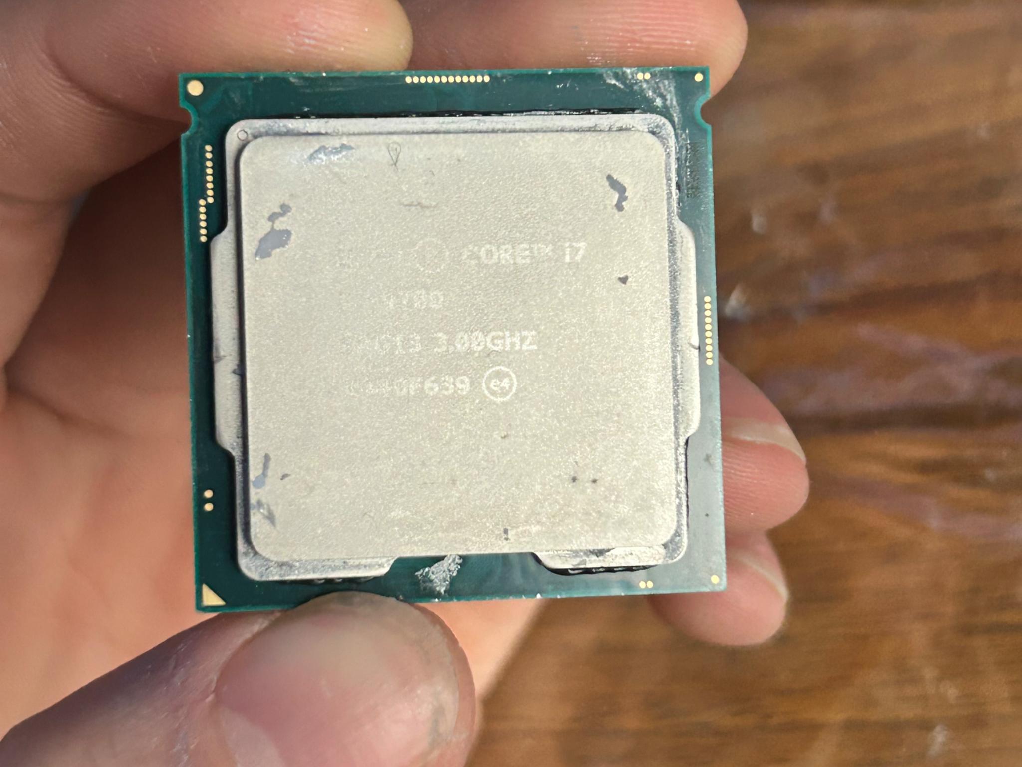 Intel core I7 9700 @ 3GHZ