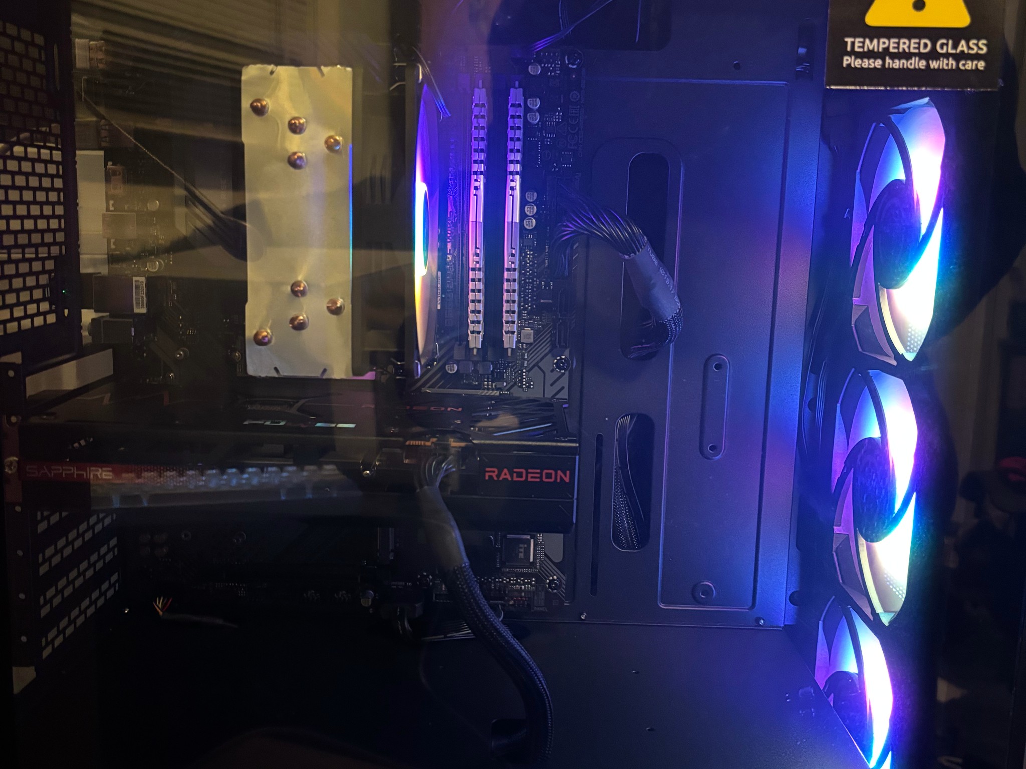Ready-to-Play Gaming PC | RX 7600 8GB | Ryzen 5 | 16GB RAM | NVMe | WiFi 6 | Windows 11