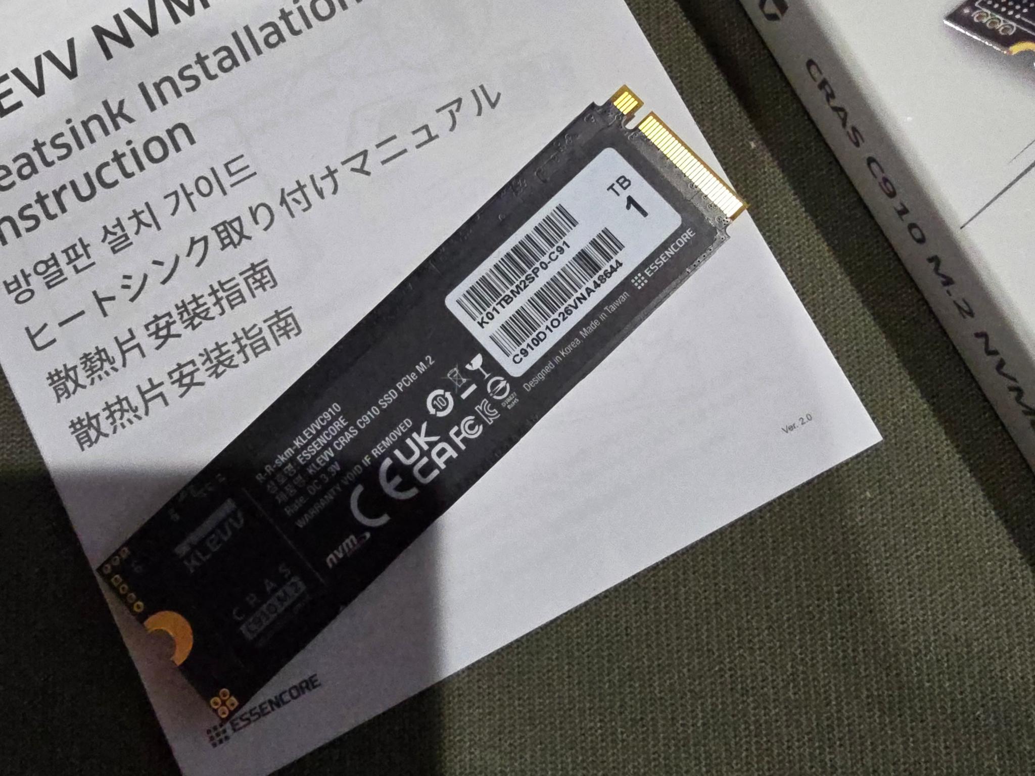 KLEVV CRAS C910 1TB M.2 2280 SLC Cache NVMe PCIe Gen4x4 SSD Heatsink up to 5000MB/s