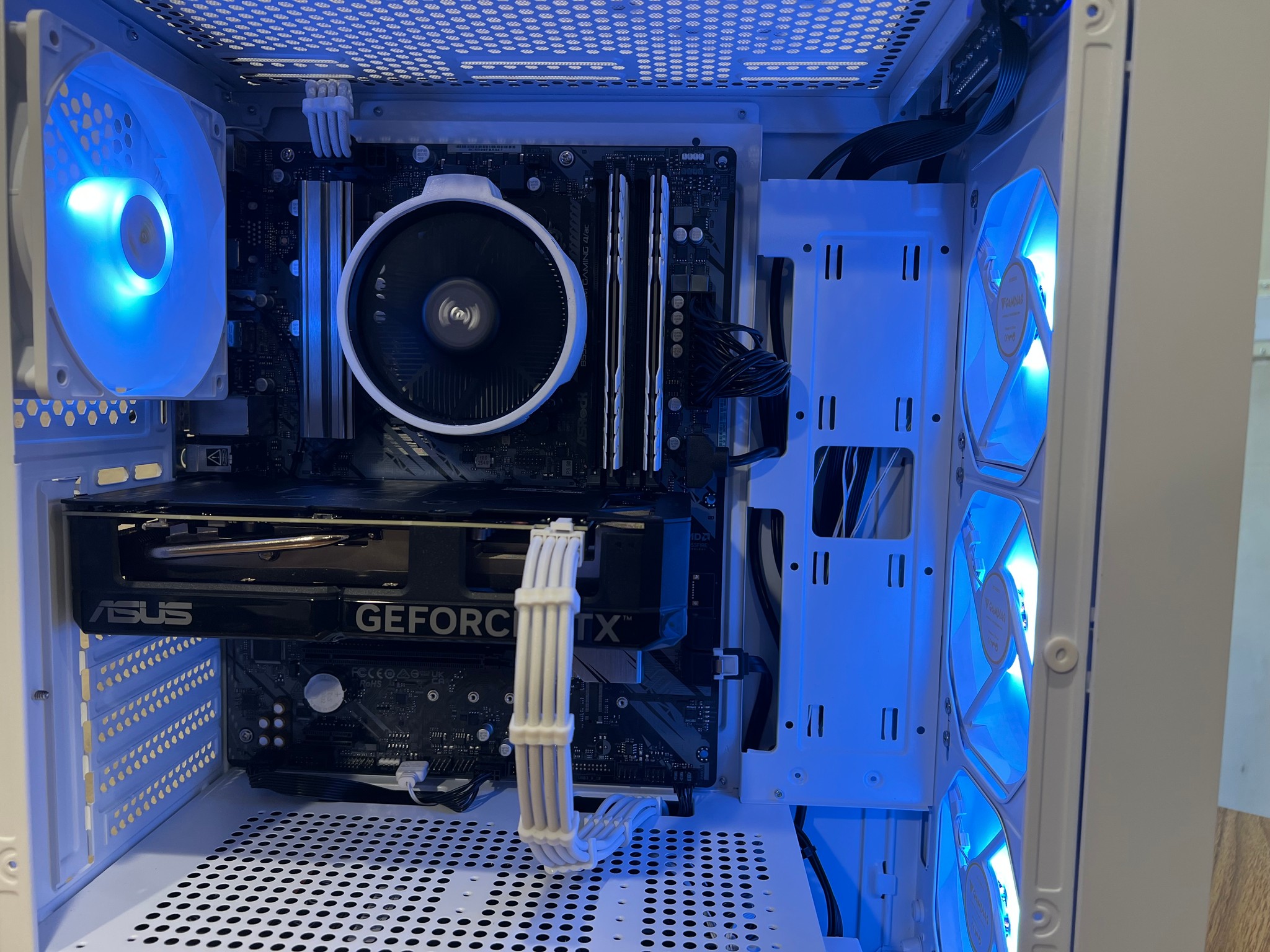⚪RTX 4060Ti 16GB⚪ | Ryzen 5 3600 | 16GB RAM | 2.25TB Storage | Wifi and BT | Win11 | 1440p Gaming PC