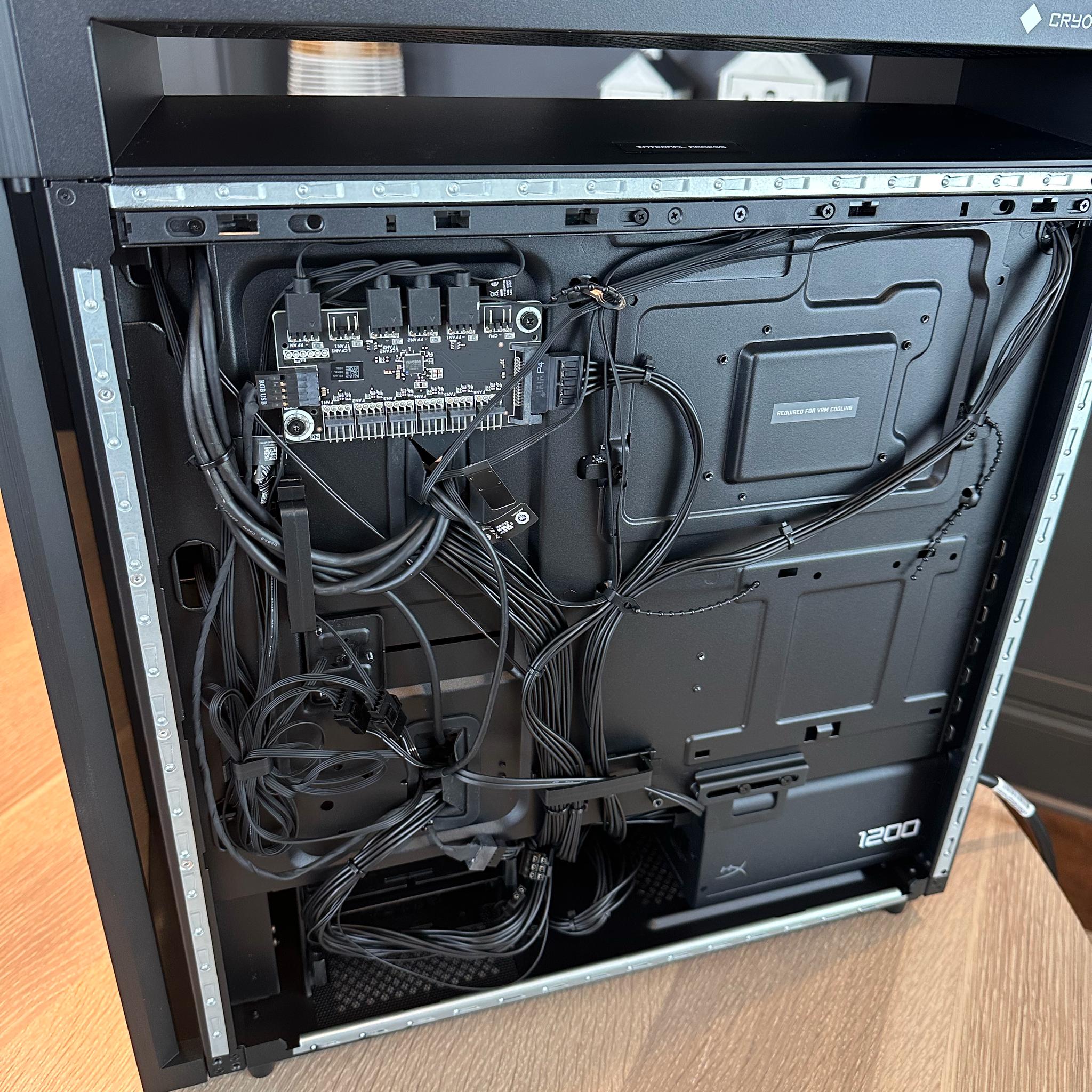 Brand New HP Omen 45L Ryzen 9950X3D, RTX 5090, 32GB, 1TB M2, 1200W