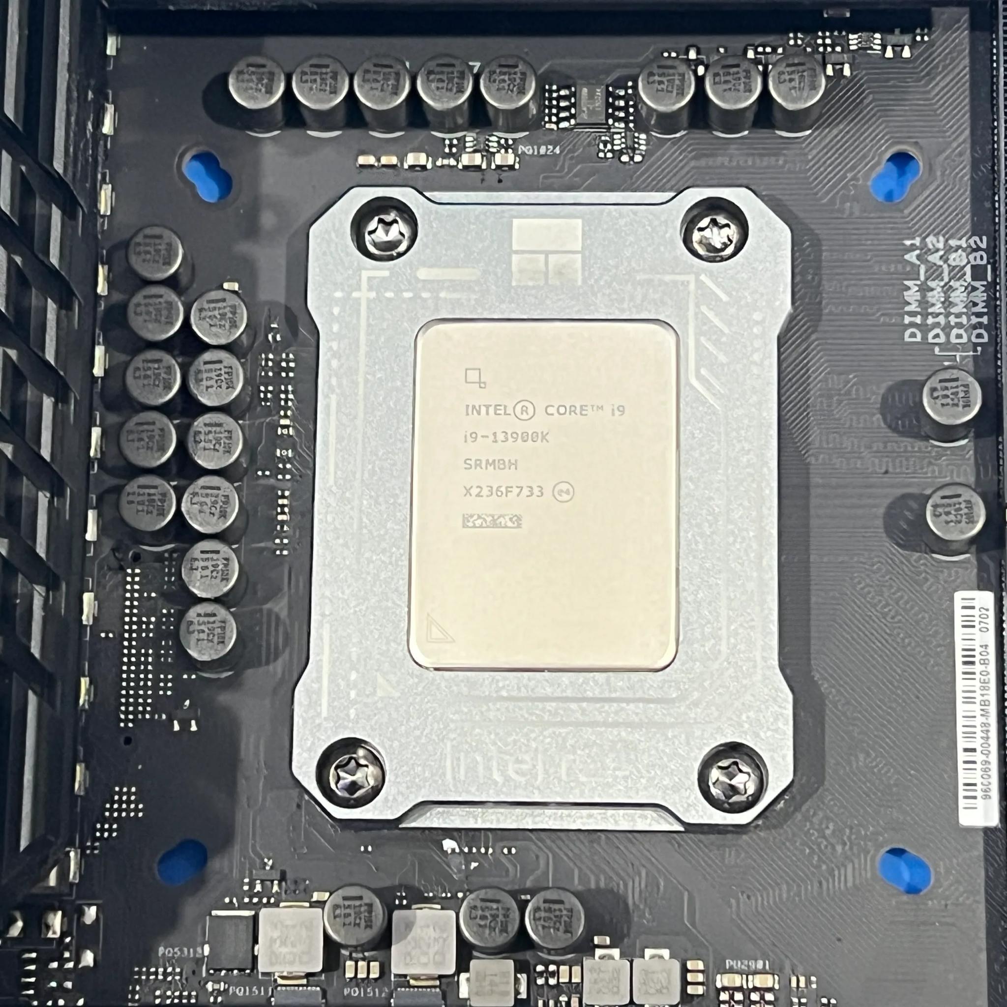 INTEL CORE i9 13900K With ASUS ROG MAXIMUS Z690 HERO and INTEL CONTACT FRAME