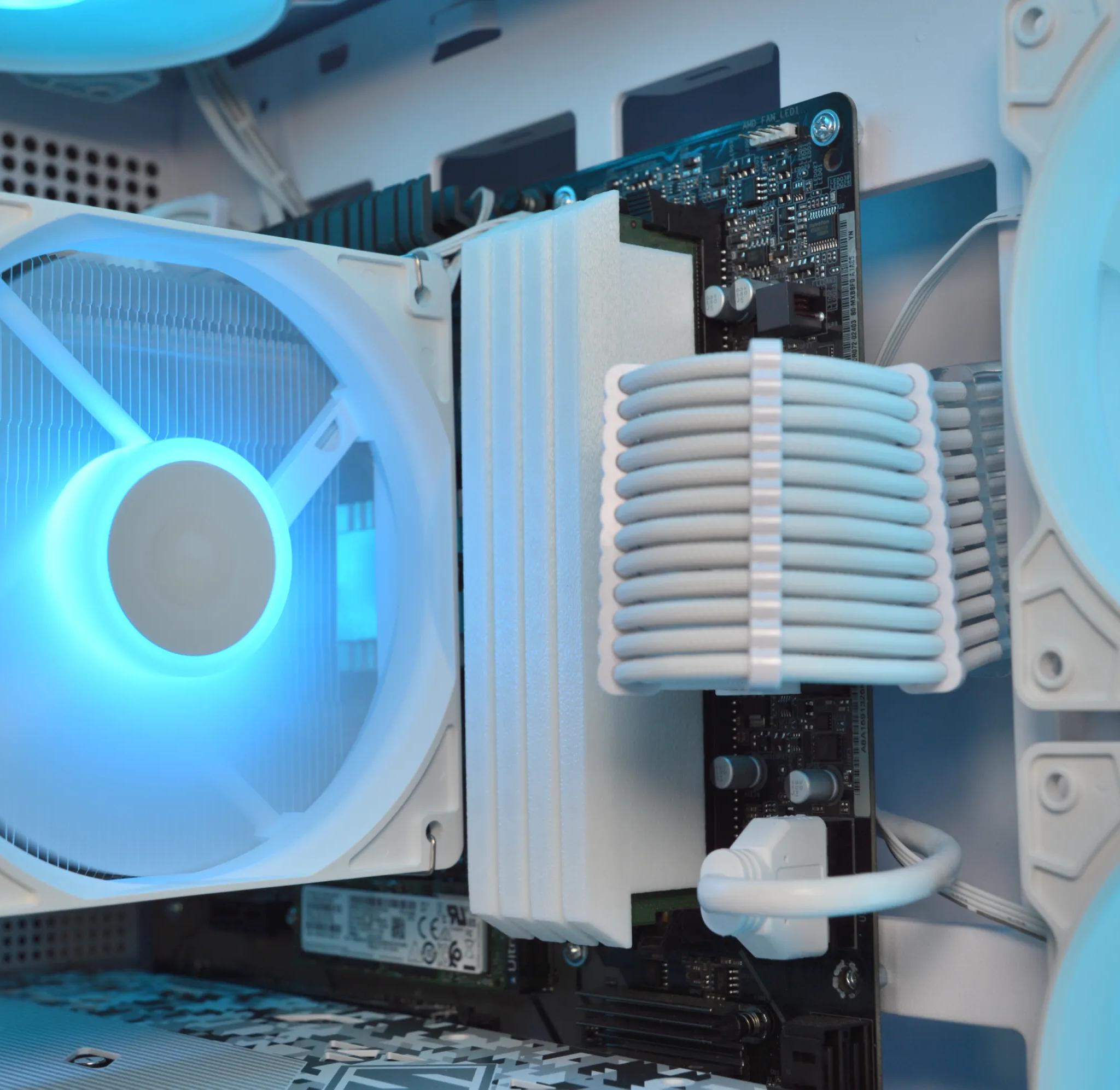 🧊🧊| RX 7600 8GB | RYZEN 5 5600 | 32GB DDR4 RAM | 1TB NVME SSD | Steel Legend |