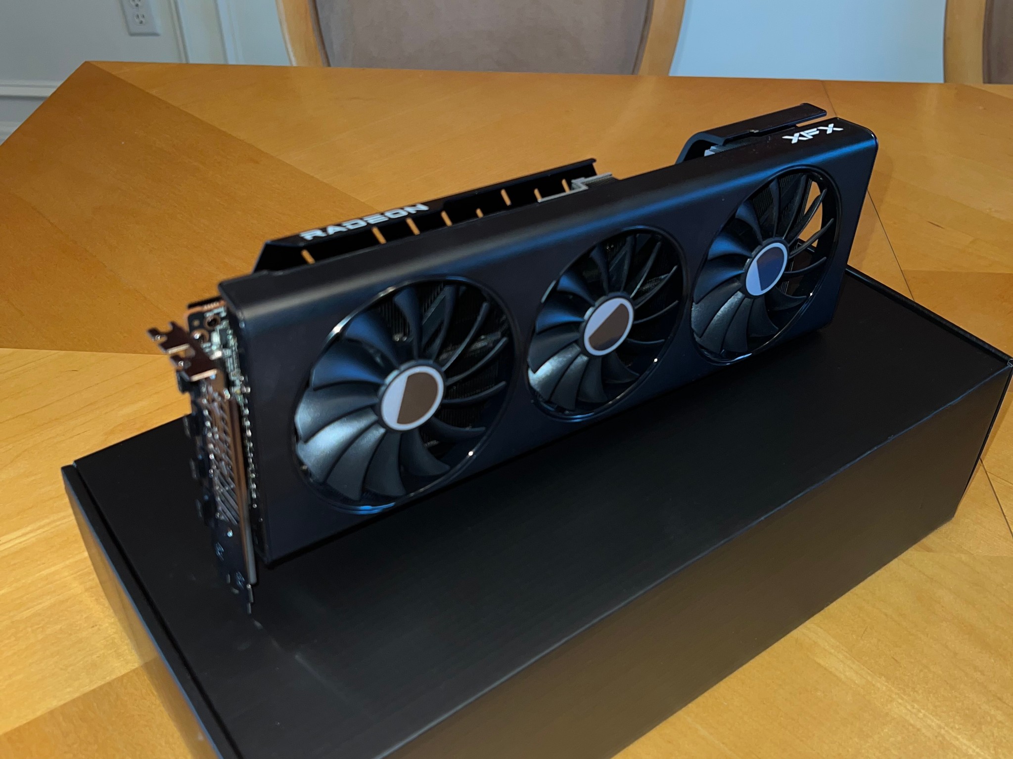 XFX Radeon RX 7700XT - OPEN BOX