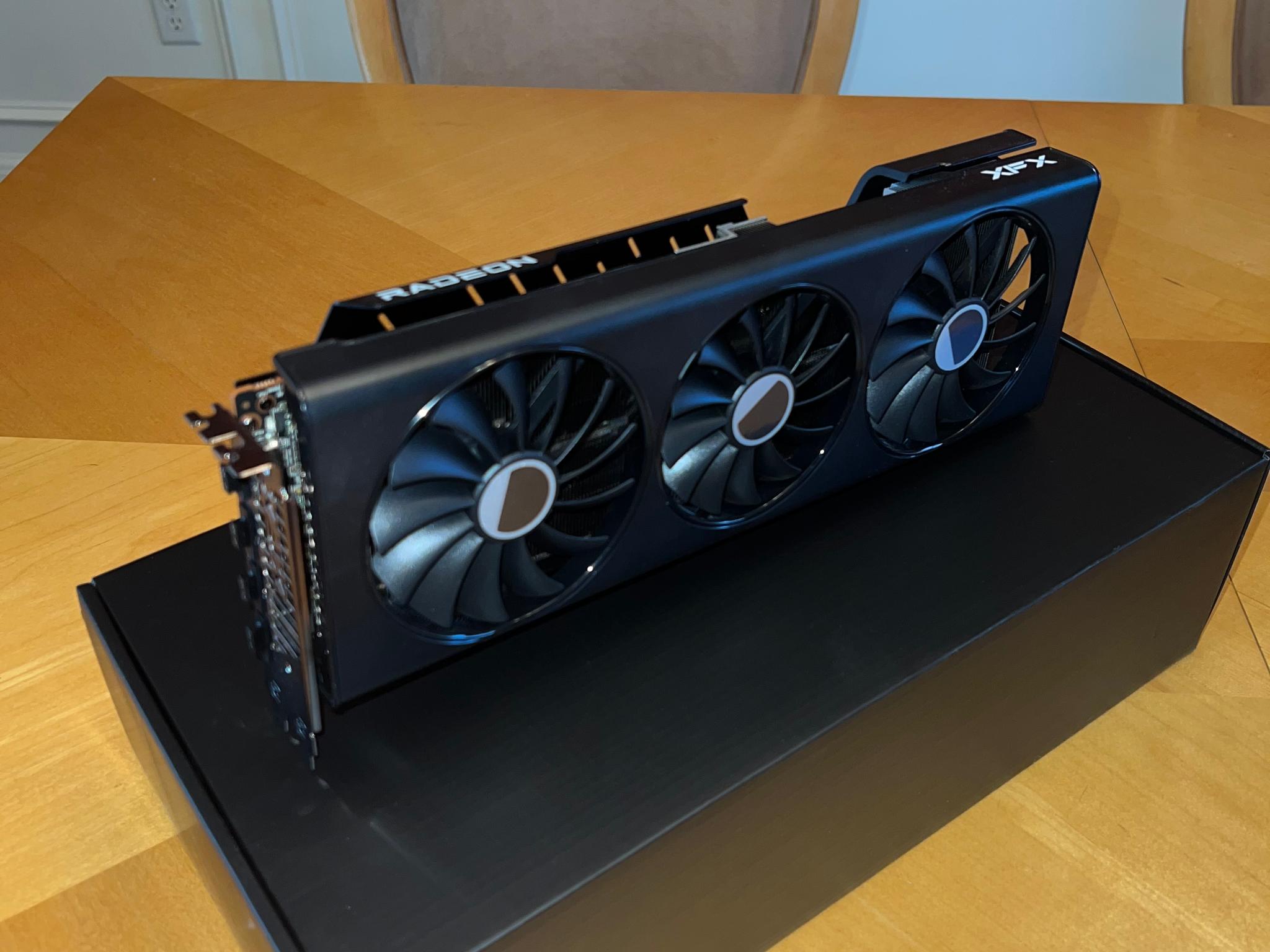 XFX Radeon RX 7700XT - OPEN BOX