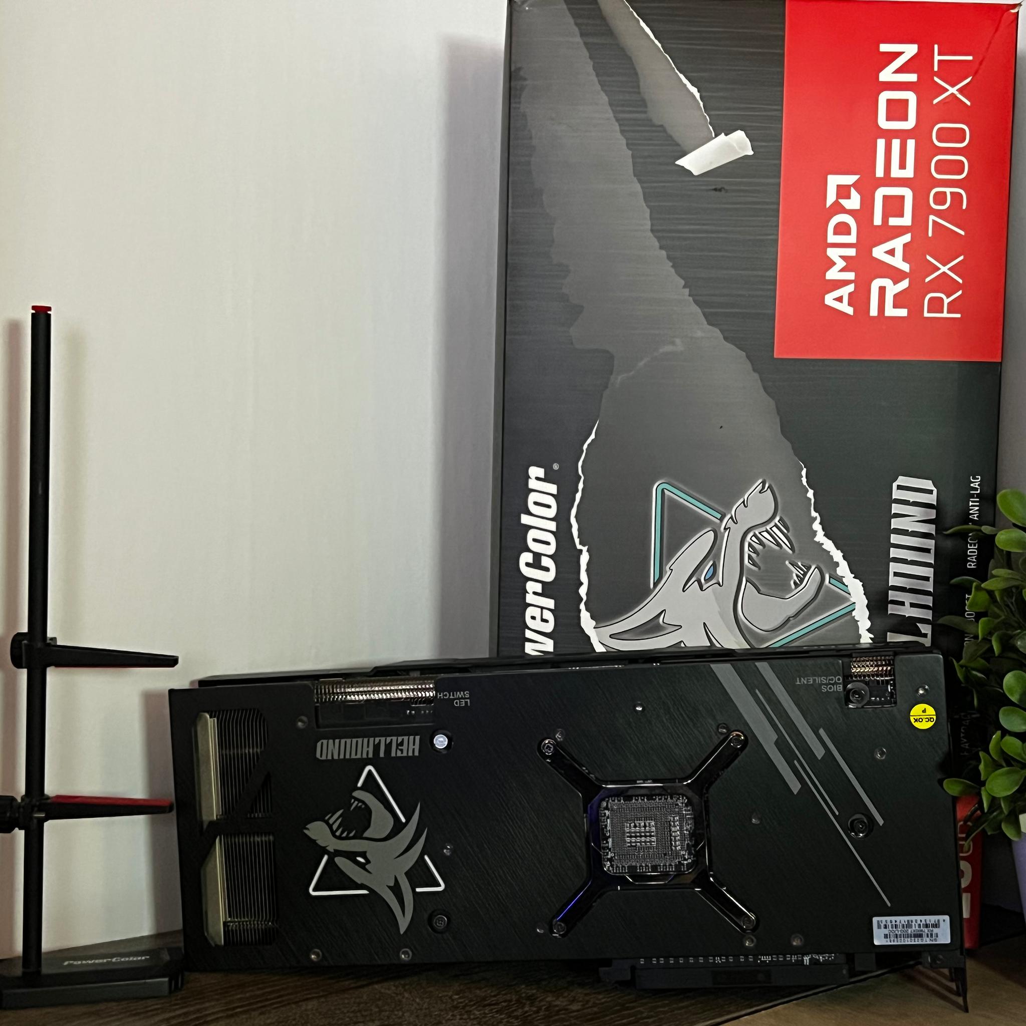 power color hellhound 7900xt 20g of ddr6 abel to play games at 4k comes with original box