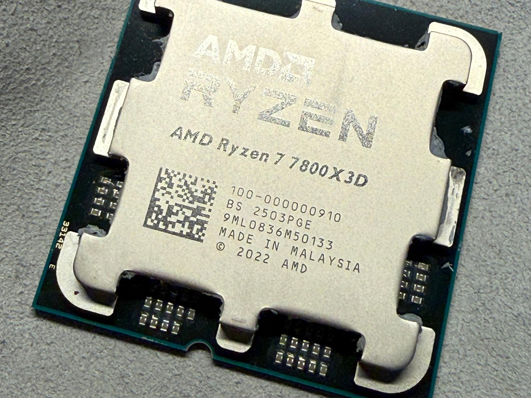 AMD Ryzen 7 7800X3D - Excellent Condition