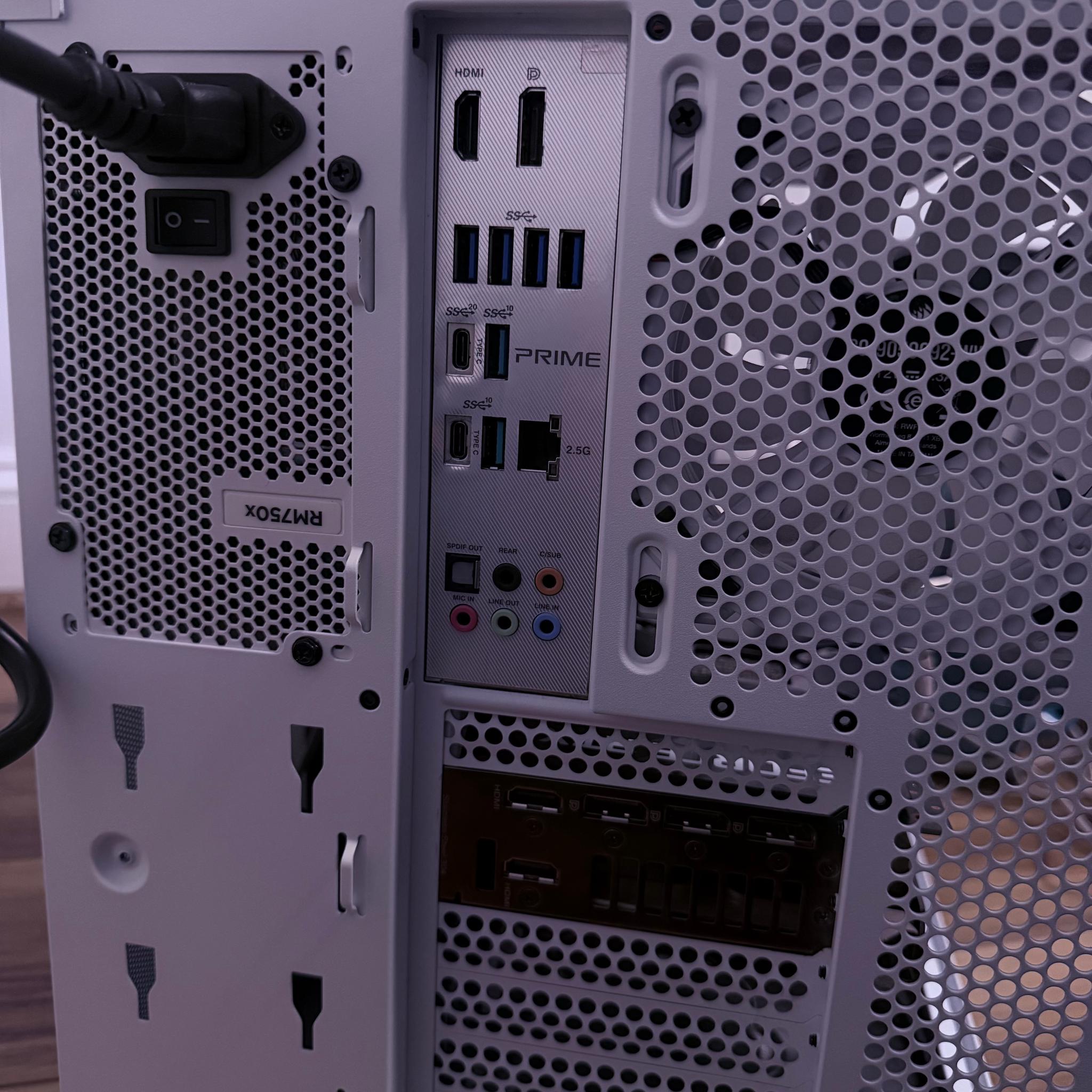 ⚪️☁️"White Dominator"☁️⚪️| 1440p/4k Gaming | RTX 3080 Ti | i9 12900k | 64gb DDR5 | 2tb SSD