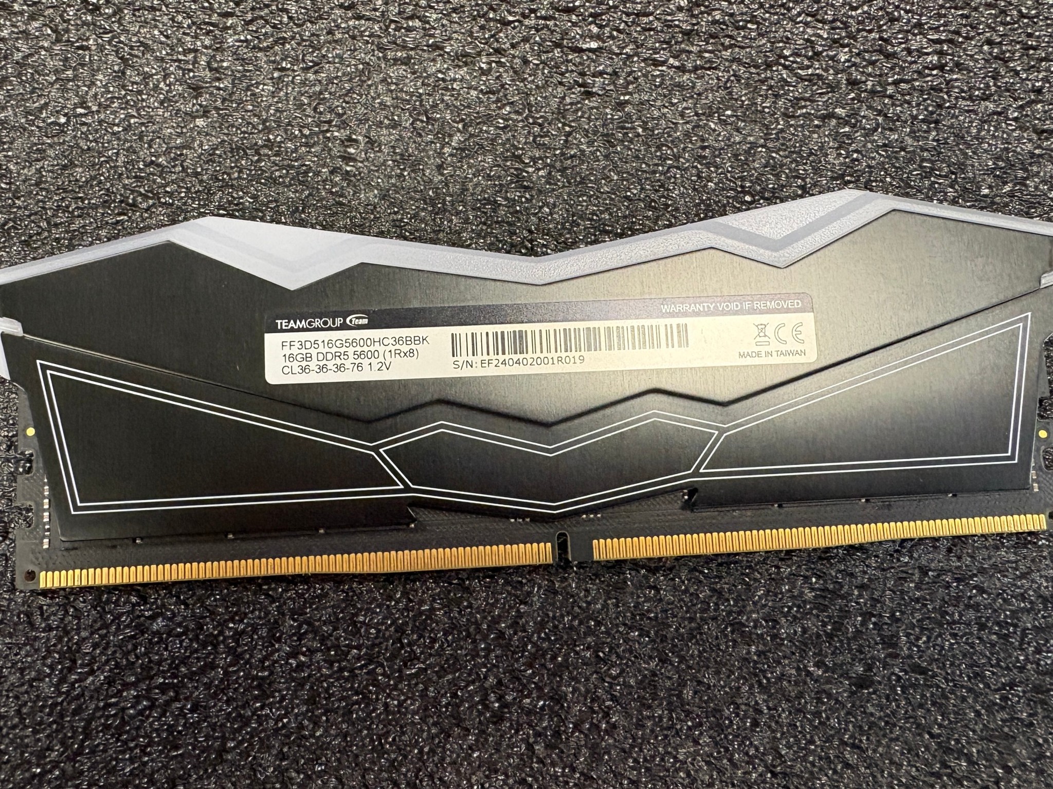 TEAM GROUP T-FORCE DELTA 16GB (1x16GB) DDR5 5600MHZ-FF3D516G5600HC36BBK - Desktop Memory