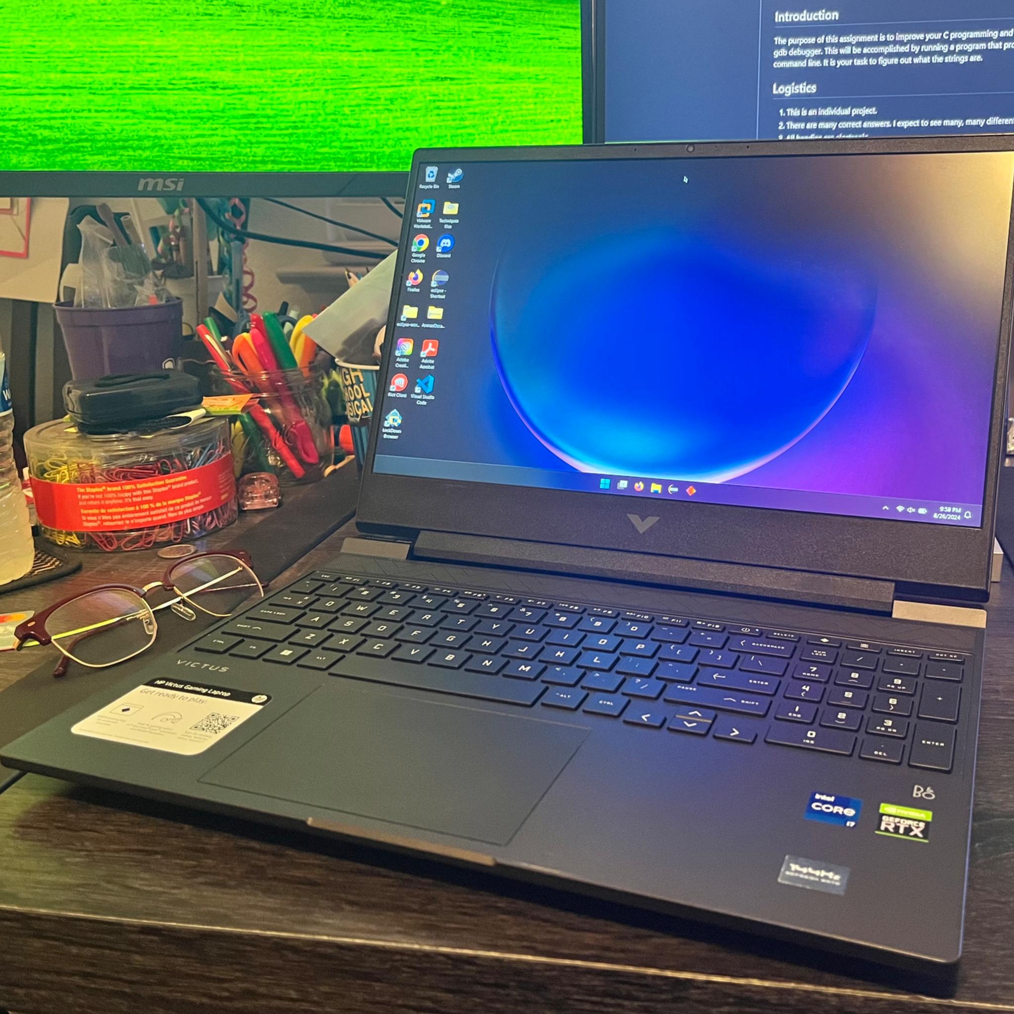 HP Victus Gaming laptop i7-12th gen 3050 Ti