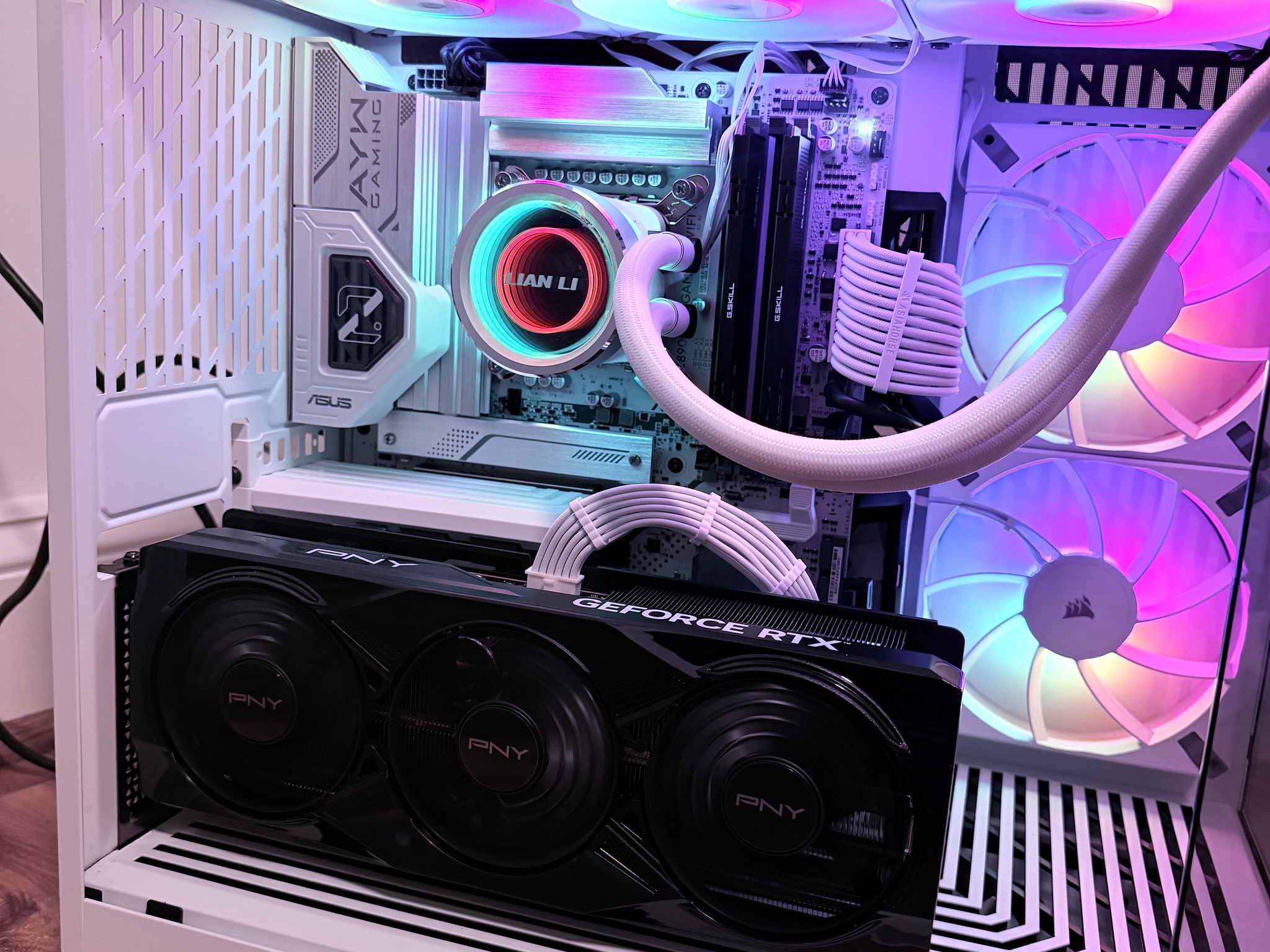 ⚪️"Aurora Prism"⚪️| 1440p/4k Gaming | RTX 5070 Ti | Ultra 7 265k | 32B Ram | 2tb Storage | WiFi