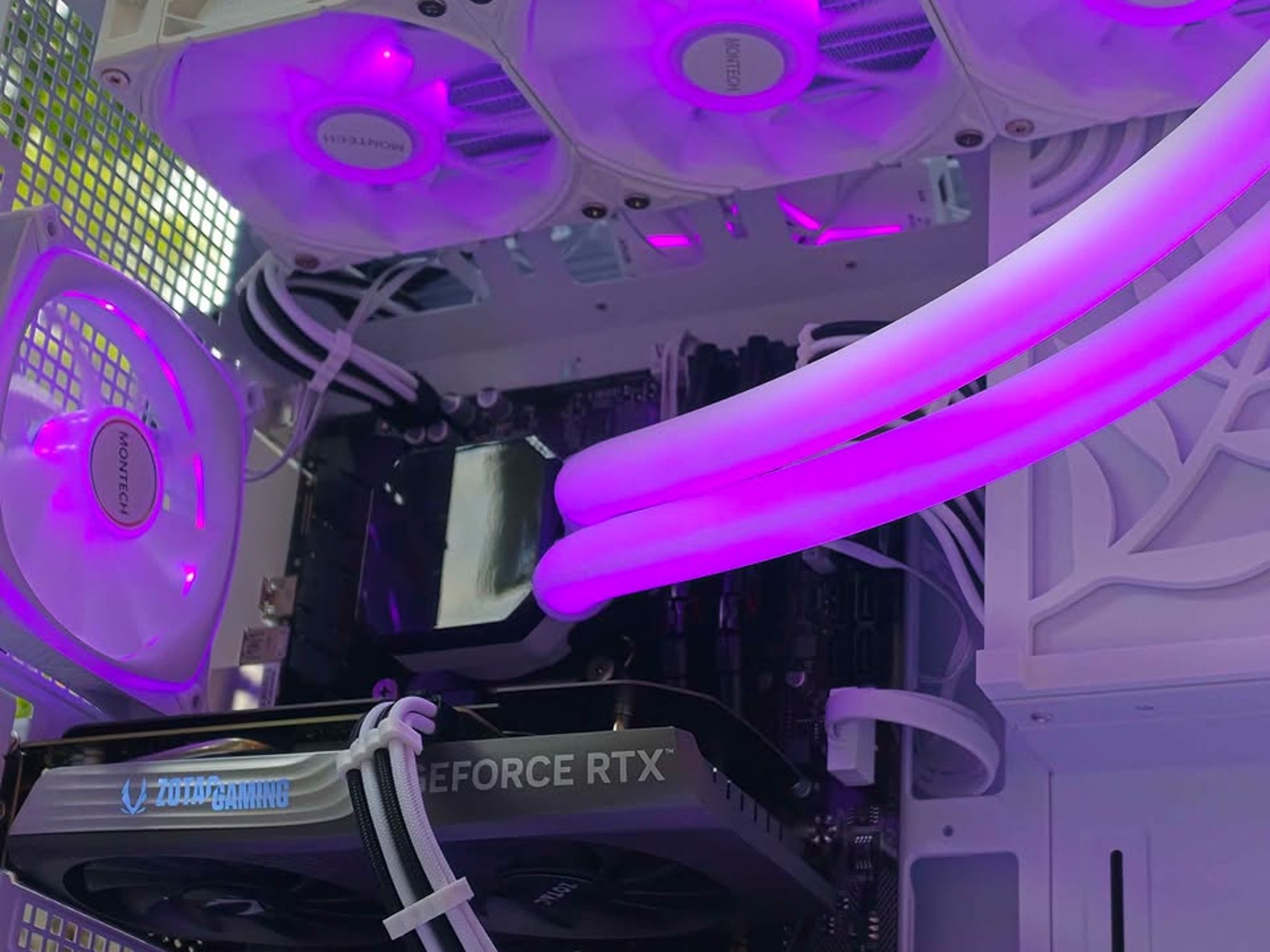 🤍Custom White RGB Gaming PC🤍 • Nvidia 4060, Intel i7, 16GB RAM, SSD • Plug n' Play Ready