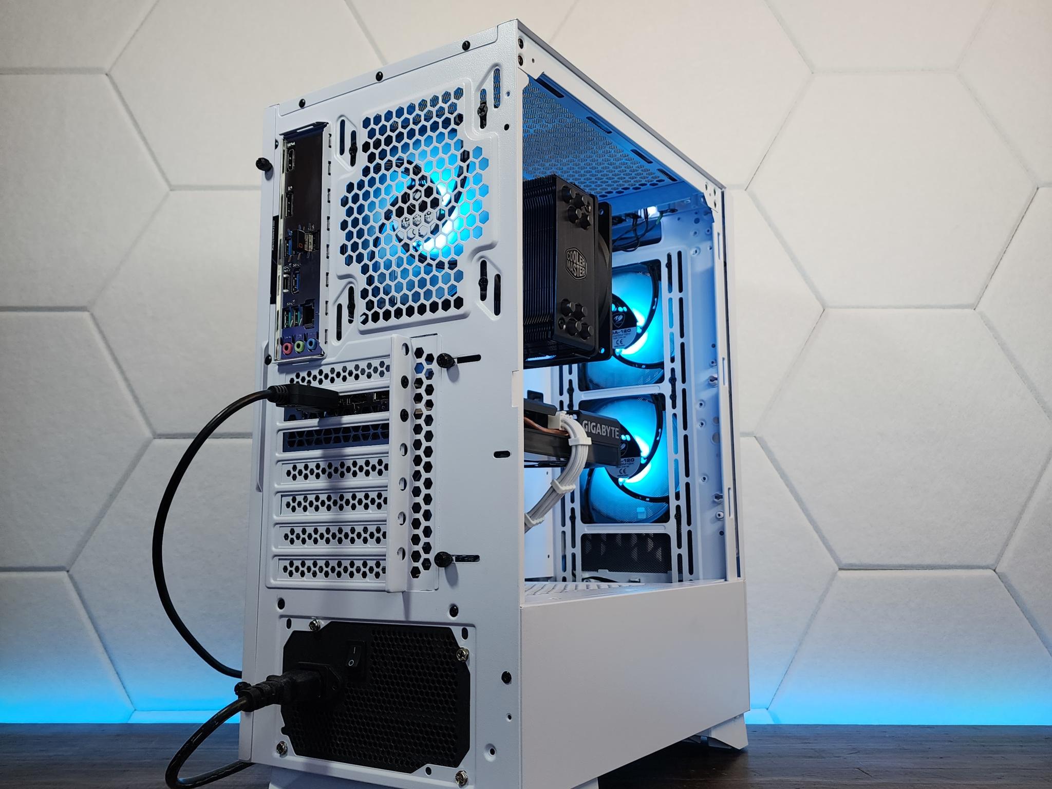 💙🤍RTX 3060 | Core i3 12100F | 16GB 3200MHz | 1TB SSD