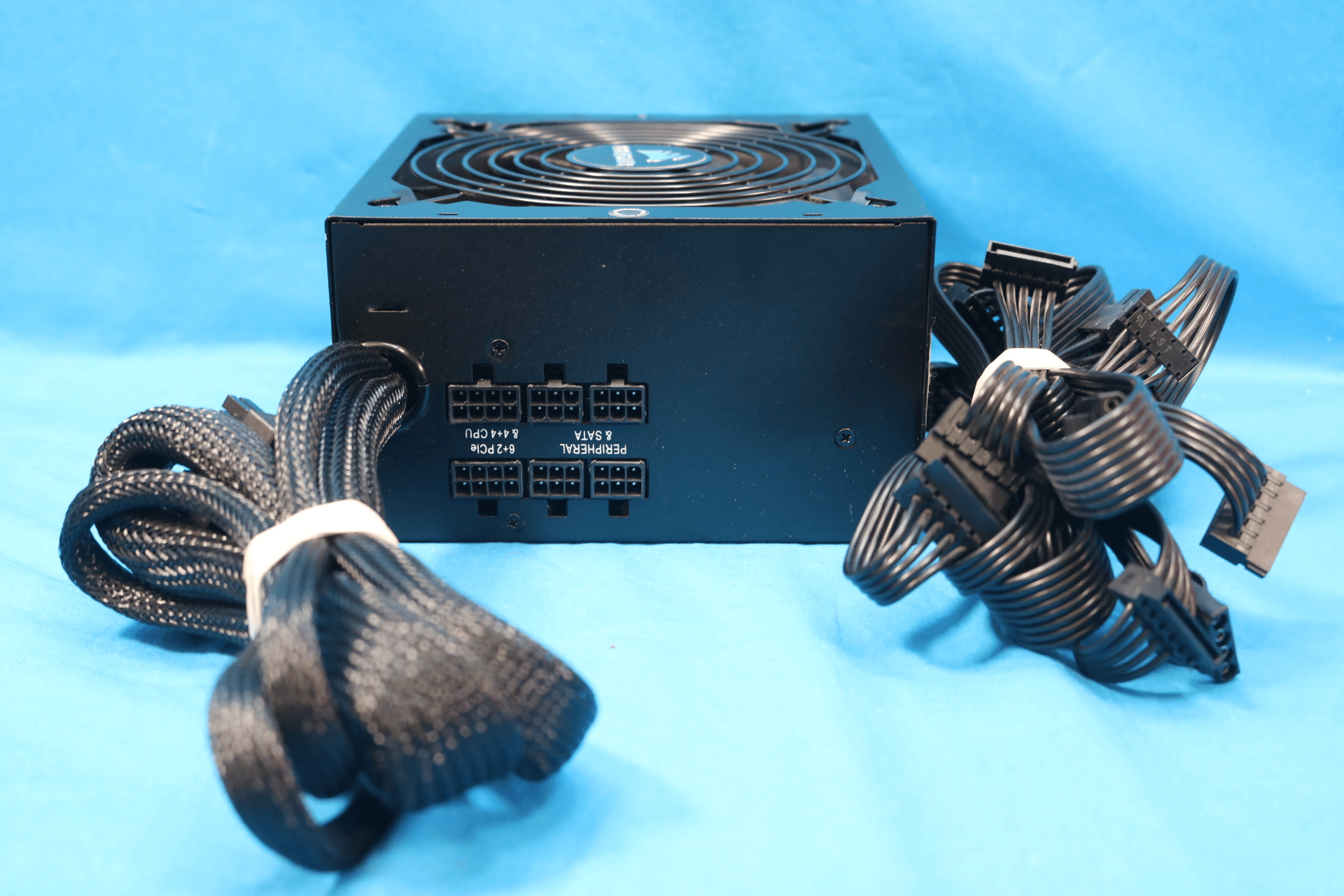 Corsair CX750M 750W 80+ Bronze 24-Pin Semi-Modular ATX Desktop Power Supply CP-9020061 75-002019
