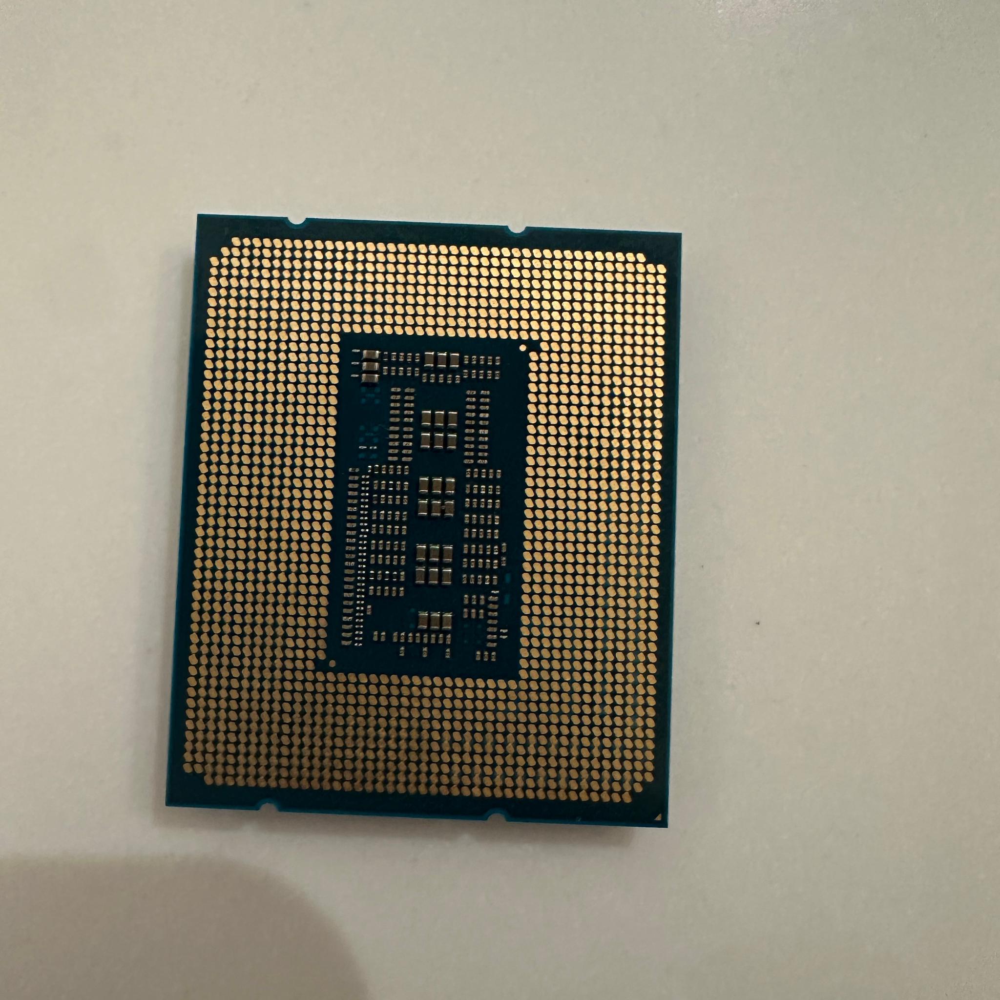 Intel Core i7-14700F 20-Core LGA 1700 Desktop Processor