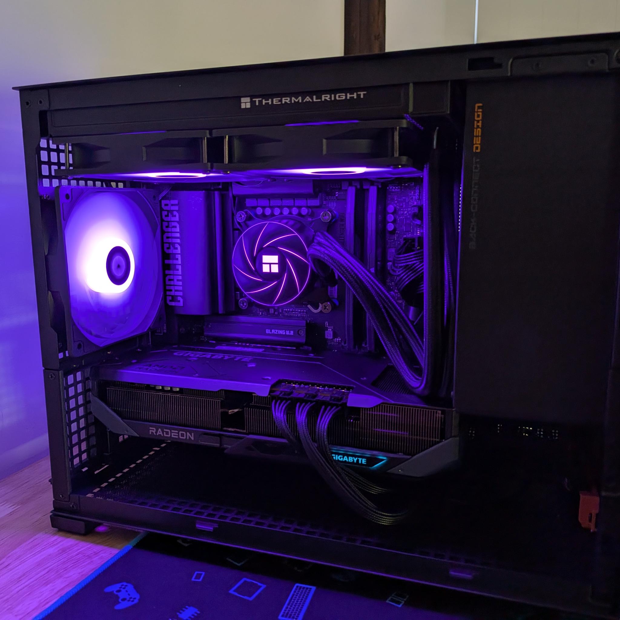 4K Final Boss - RX 9070 XT, Core Ultra 5 250K Plus, 32 GB DDR5 RAM, 2 TB Gen 4, Liquid Cooled, RGB