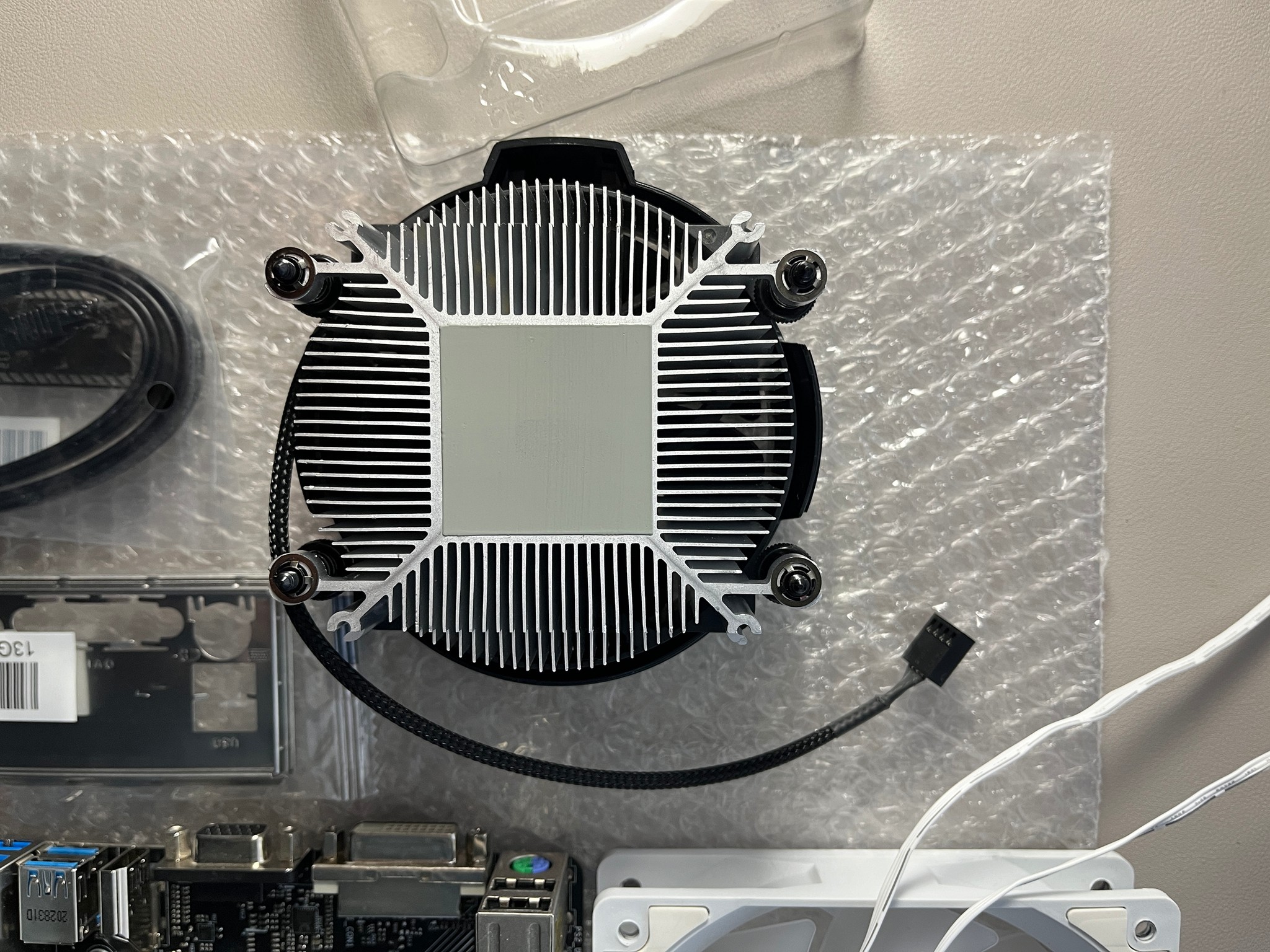 Combo! CPU RAM Motherboard & RGB Fans Ryzen 5 16GB RAM