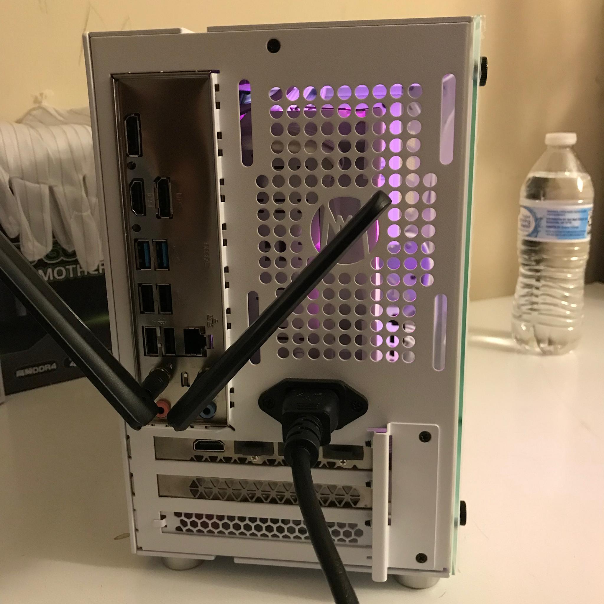 Mini i5 12600KF RTX 3060Ti 32GB 1TB