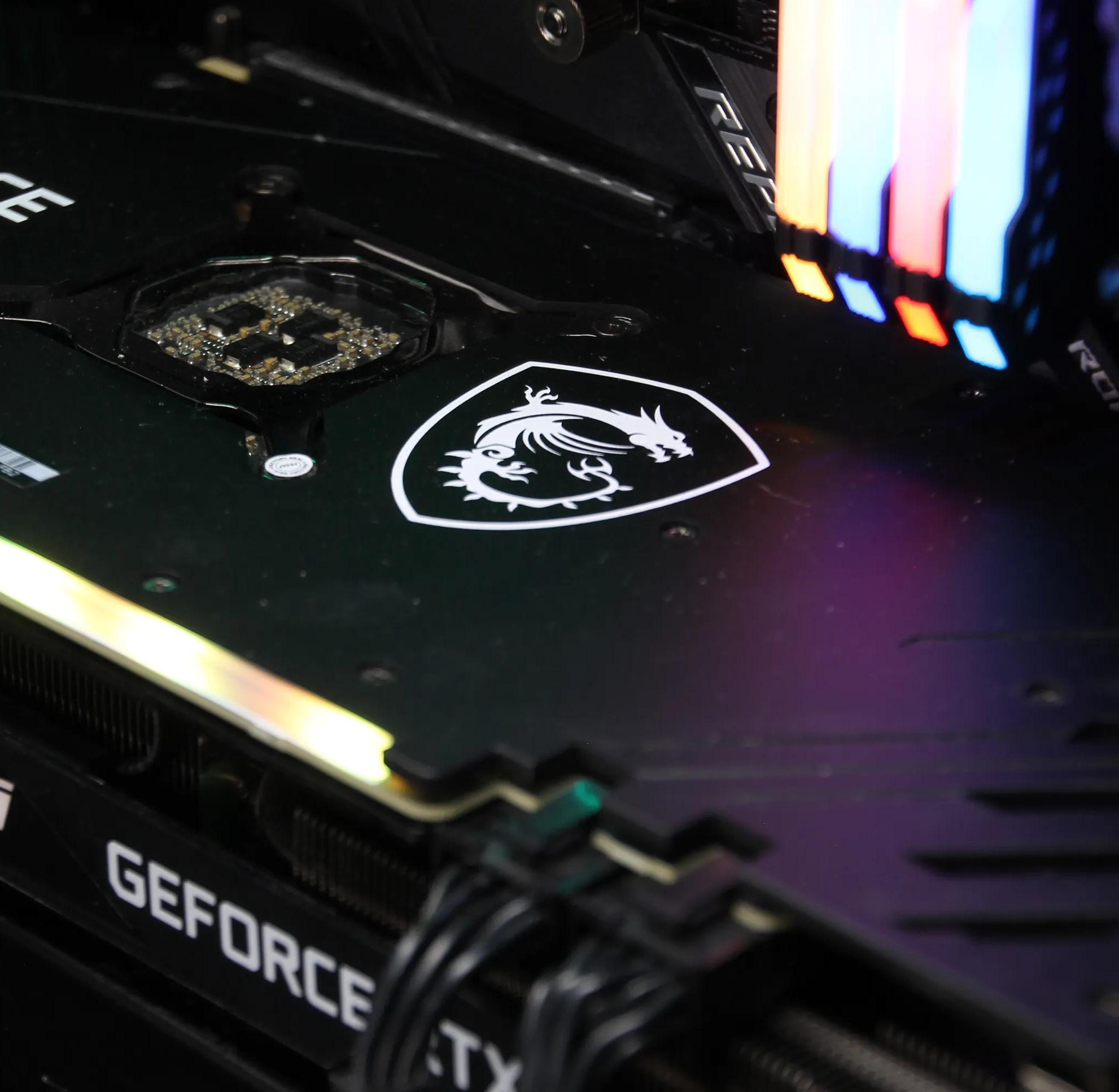 𝙏𝙄𝙏𝘼𝙉 // Ryzen 7 5800X, RTX 3070 // Mid-range Gaming PC