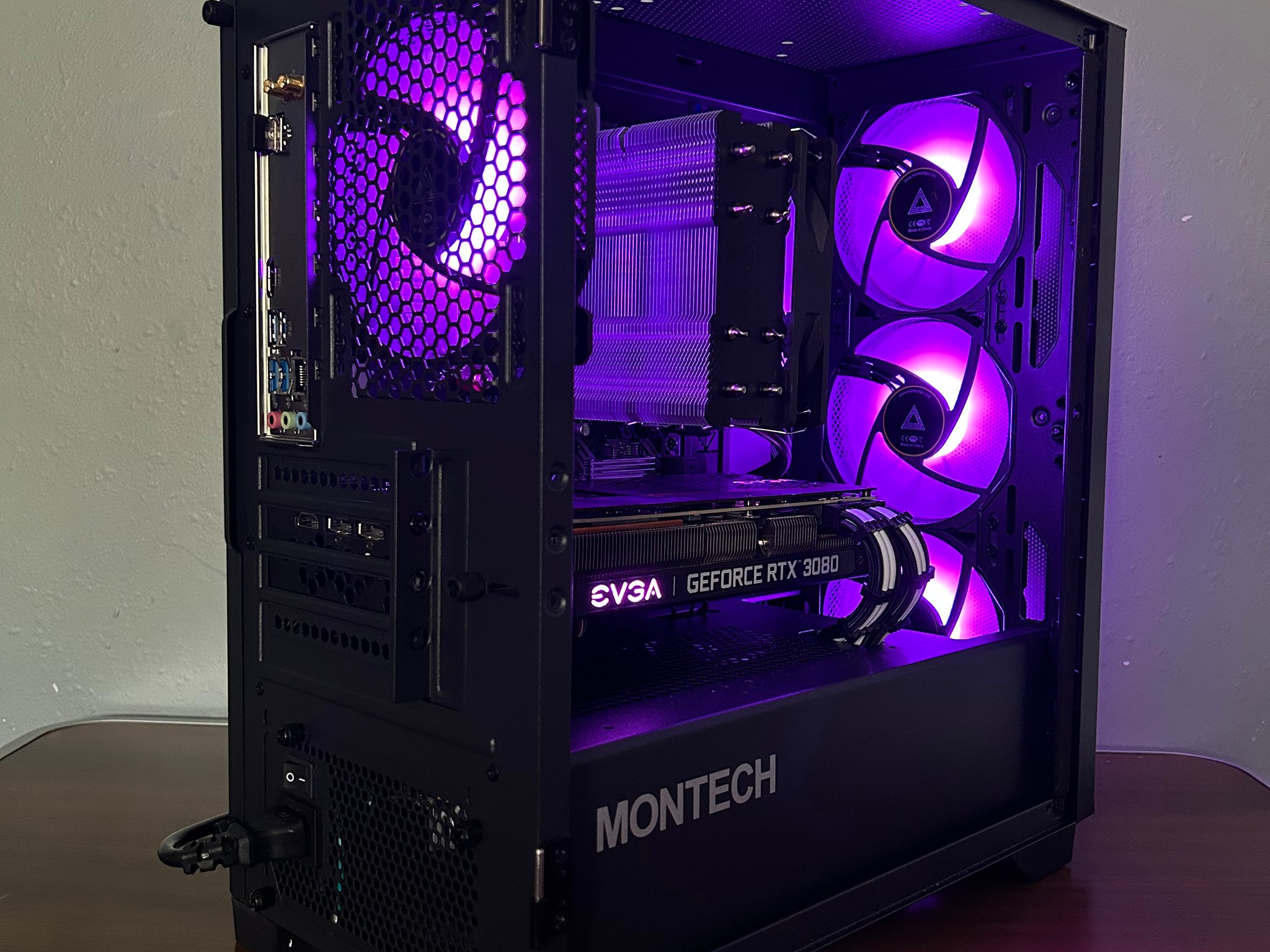 RTX 3080 | Ryzen 7 5700G | 32GB 3200MHz | 1TB NVME Gen4