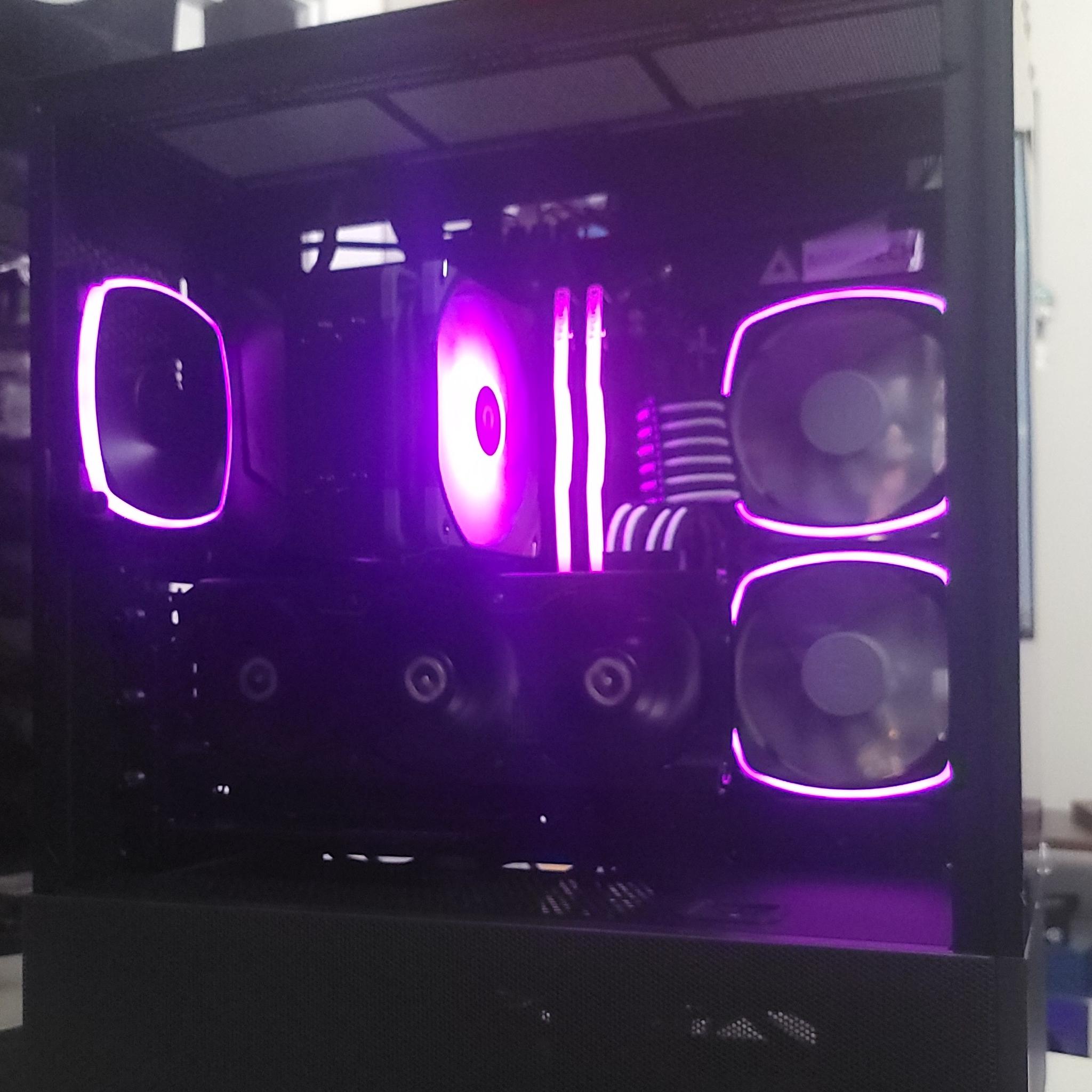 Black Thunder 🌨⚡️ Gaming PC - RTX 3070 - Ryzen 5 5600x - 32GB RAM - 1TB + 250GB NVME PCIe 4.0