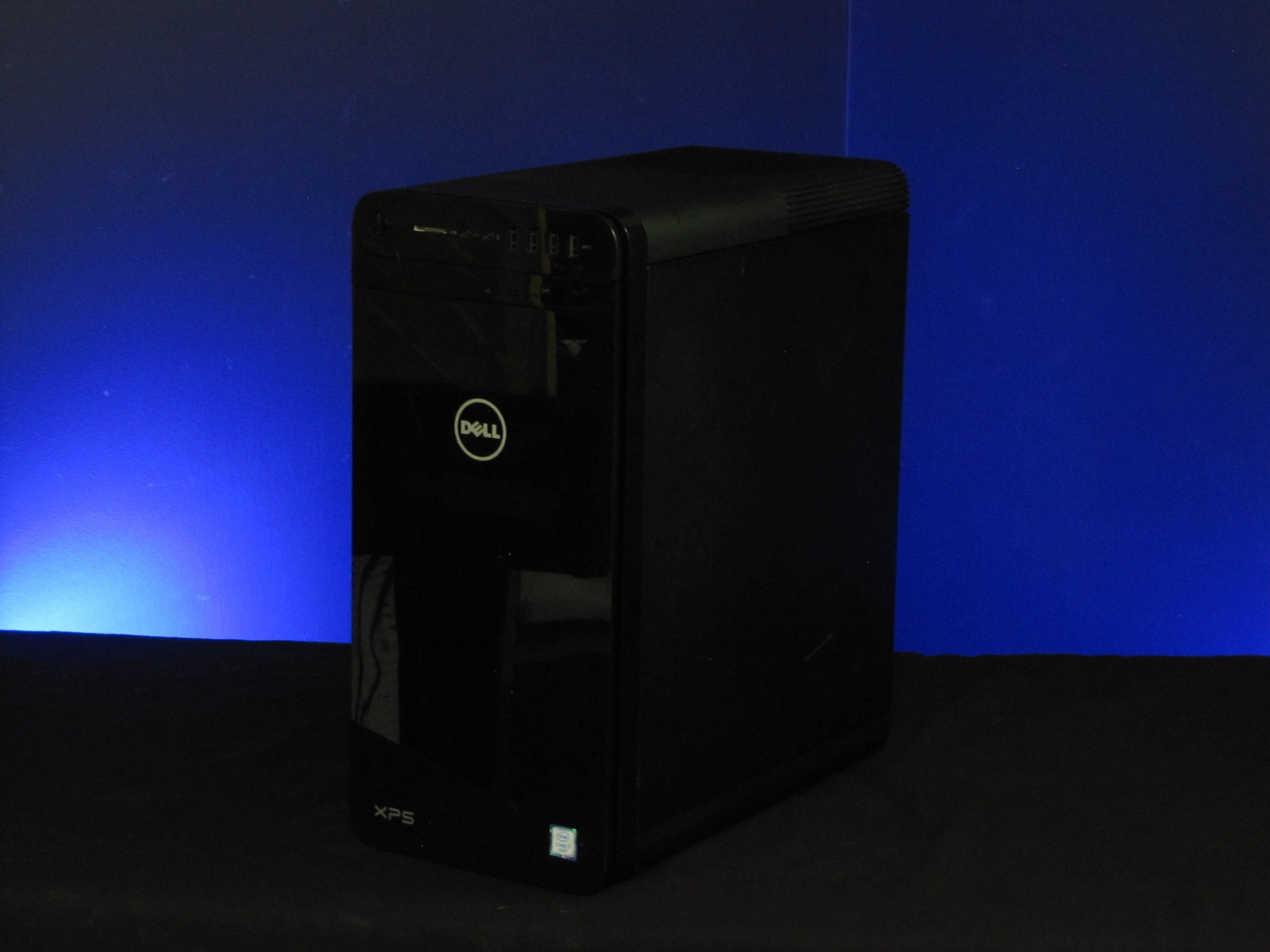Dell XPS 8910 Gaming PC, i7-6700, RX 5500 4GB, 16GB RAM, 200gb SSD, 1TB HDD