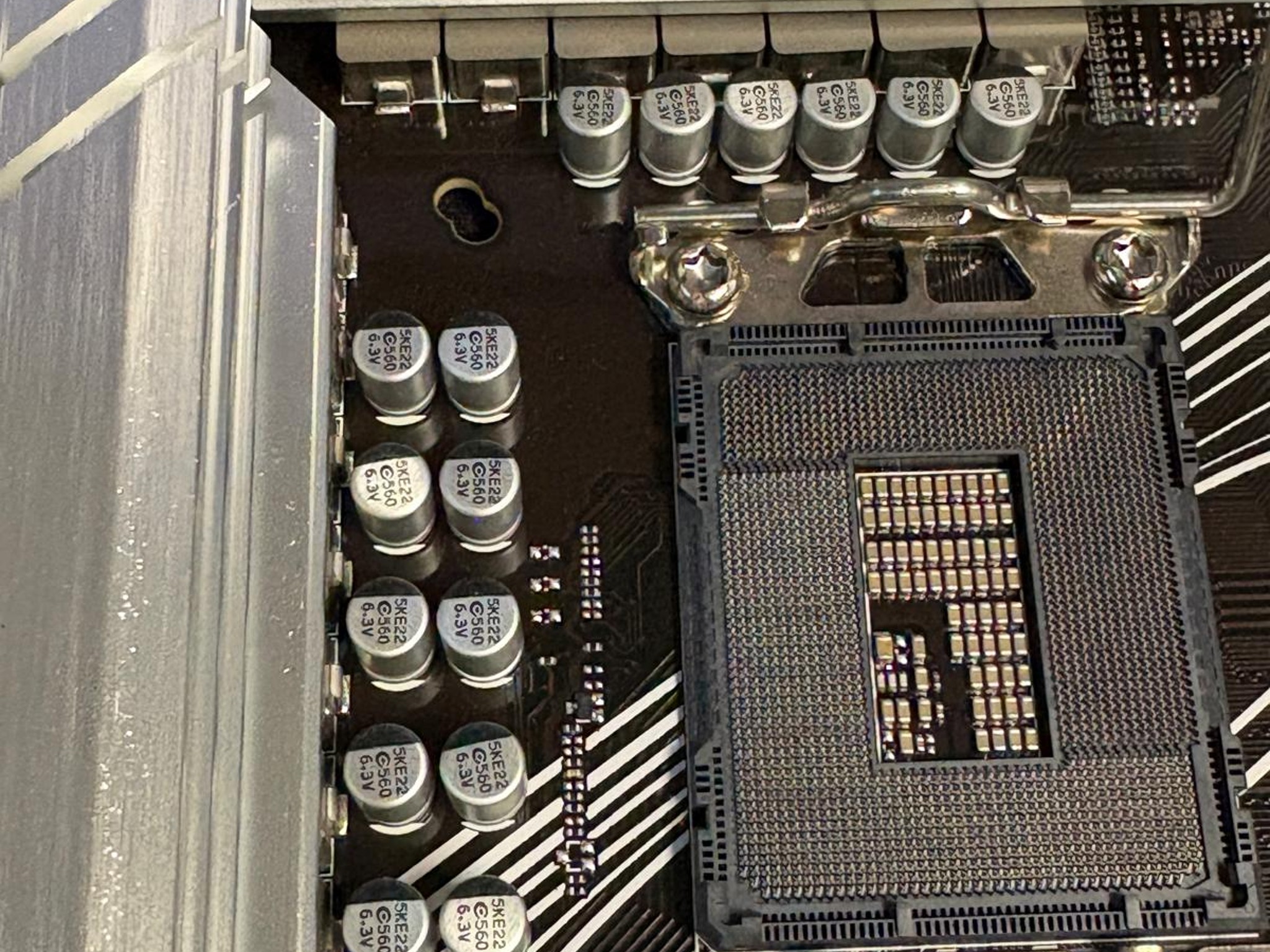 USED & FUNCTION GOOD - Asus Z790 Gaming Wifi7 DDDR5