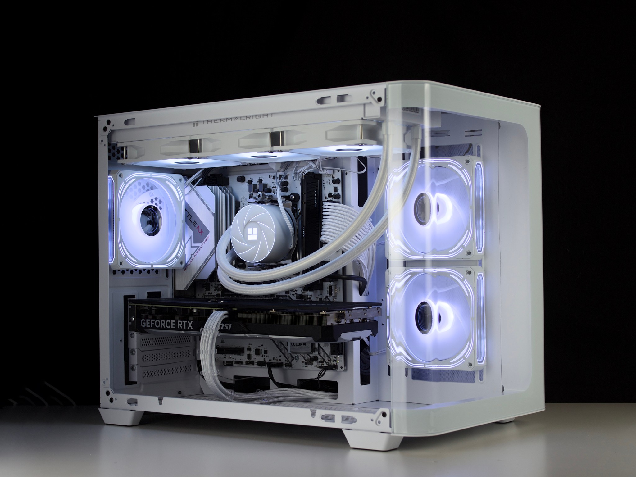 ❄️🧊💎- Whiteout 1440P Gaming PC | RTX 4070, Ryzen 5 7500F, 16GB RAM, 1TB SSD ❄️🧊💎