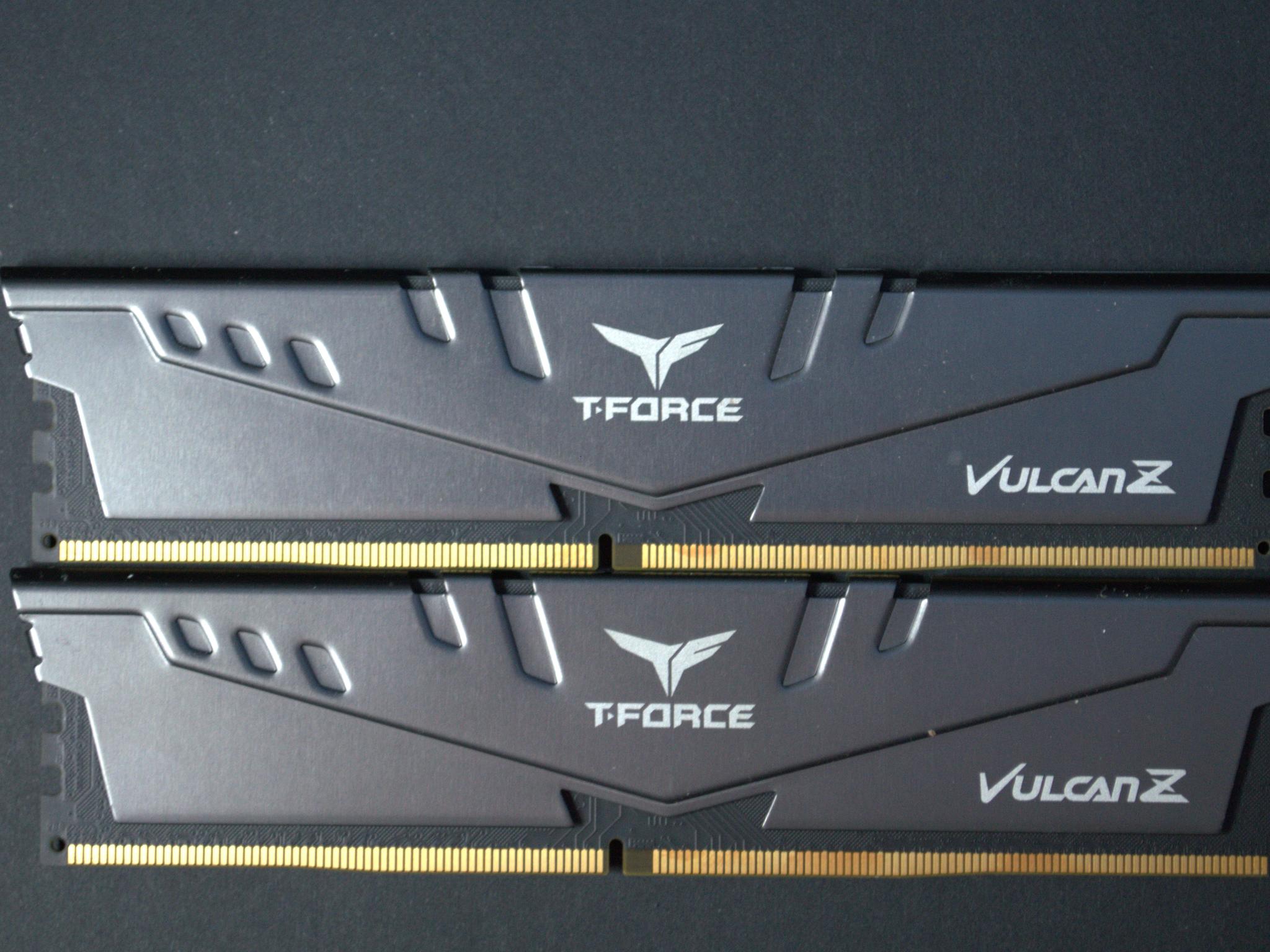 TEAMGROUP T-Force Vulcan Z 32GB (2×16GB) DDR4 3200MHz CL16 Gaming RAM – Works Perfectly