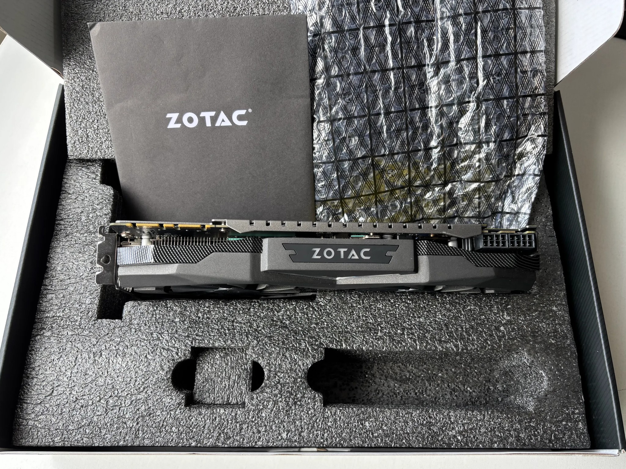 🔥ZOTAC 1080 with BOX🔥
