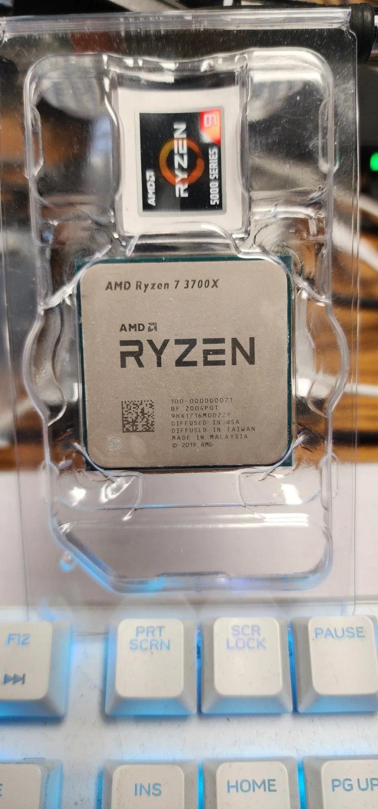 AMD Ryzen 7 3700x, T-Force DDR4 16 GB RGB 3600 CL18, CPU Ram Bundle