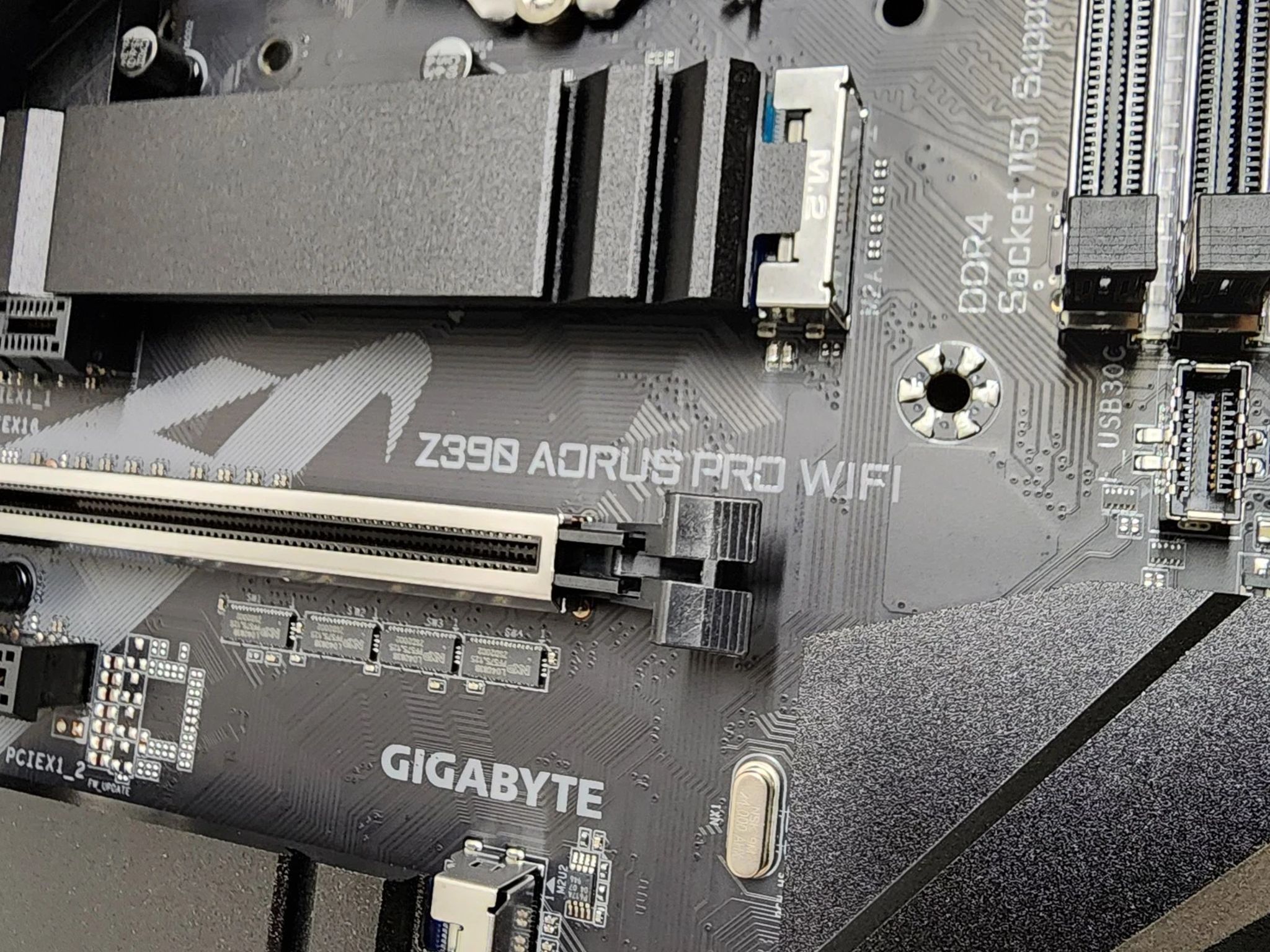 UPDATED BIOS GIGABYTE Z390 AORUS PRO WIFI DDR4 LGA 1151 ATX MOTHERBOARD
