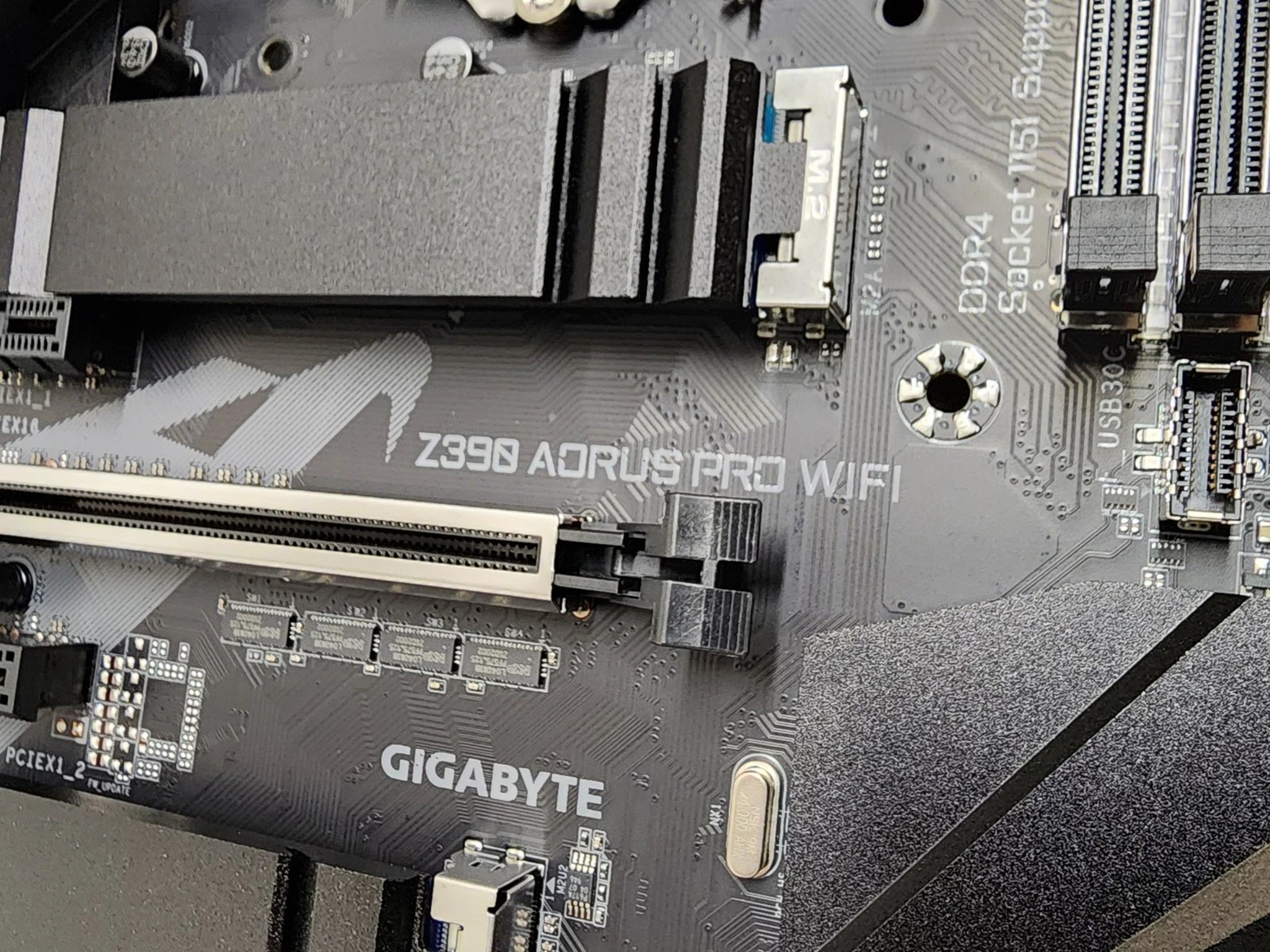 UPDATED BIOS GIGABYTE Z390 AORUS PRO WIFI DDR4 LGA 1151 ATX MOTHERBOARD