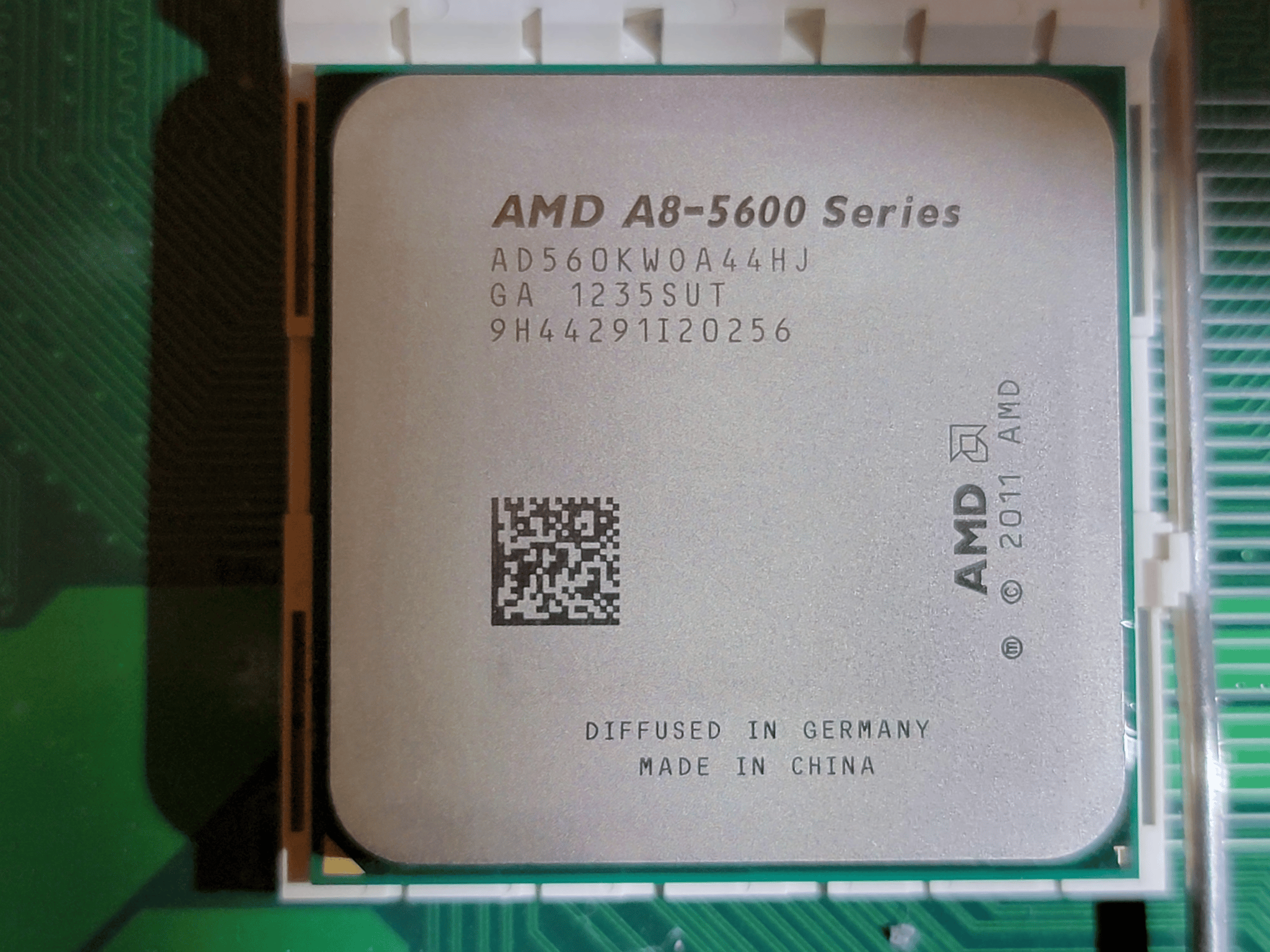 AMD A8-5600K 3.6 GHz Quad-Core FM2 Socket CPU Excellent Condition