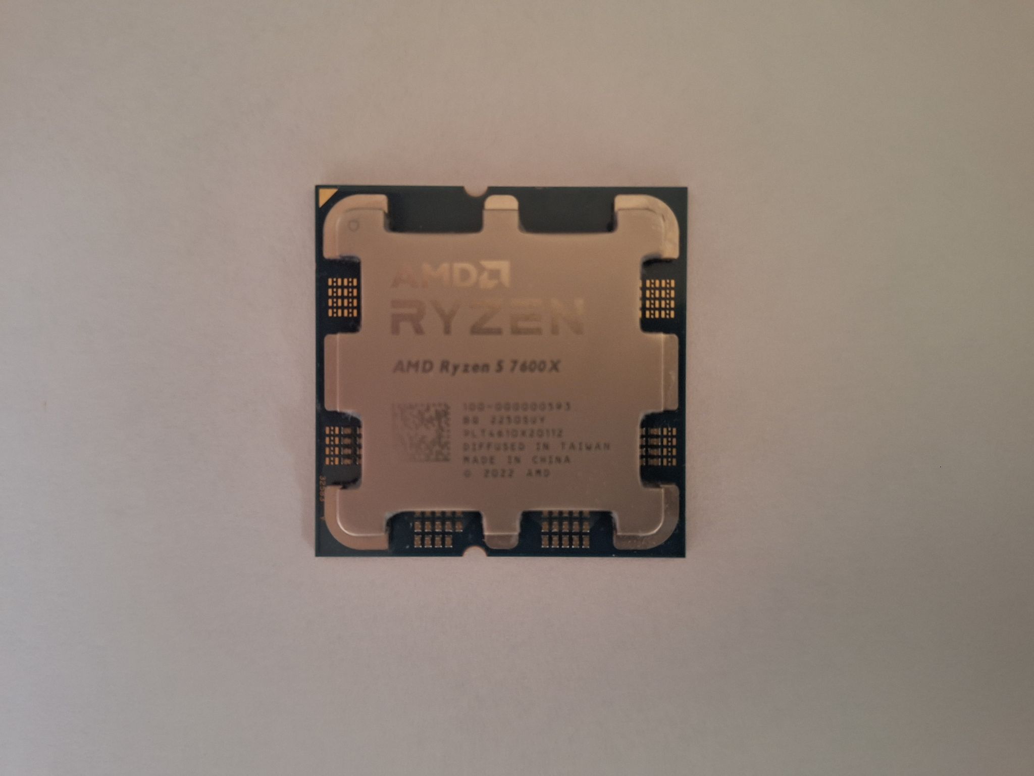 AMD Ryzen 5 7600X